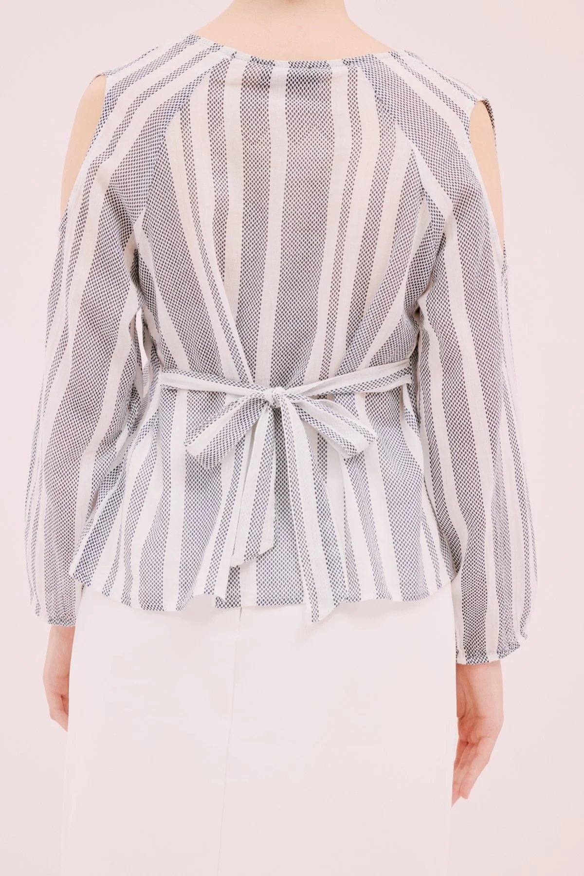 Arka Beli Bağlama Detaylı Bluz Standart Renk - 2