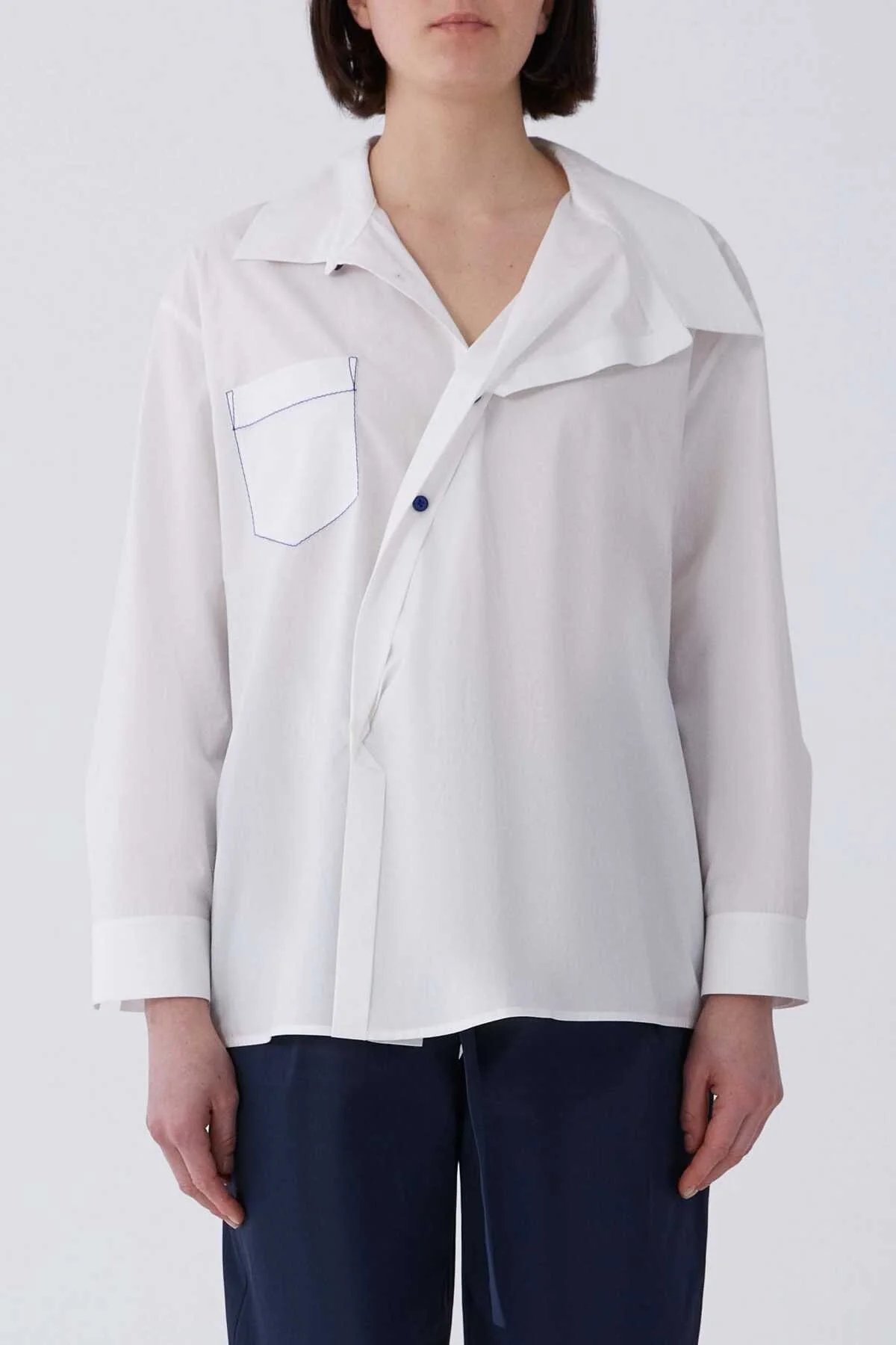 Asimetrik Yaka Cep Detaylı Gömlek Beyaz - 1