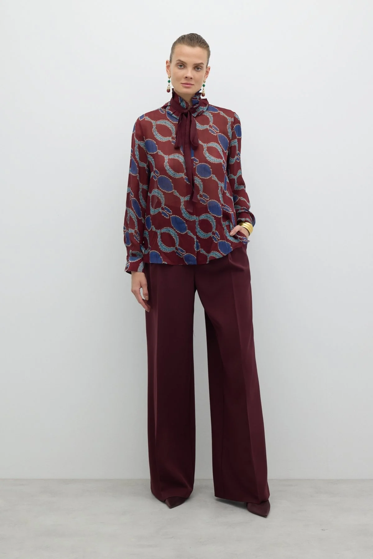 Bağcıklı Fırfır Yakalı Bluz Bordo-Lacivert - 5
