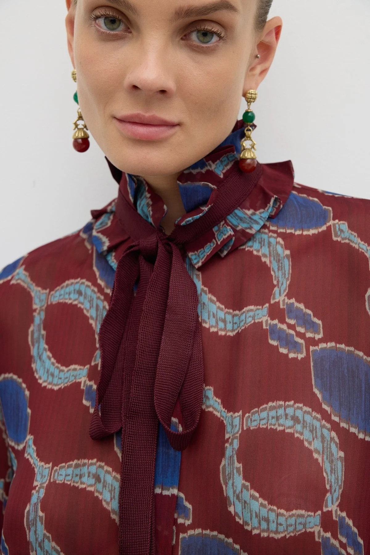 Bağcıklı Fırfır Yakalı Bluz Bordo-Lacivert - 4