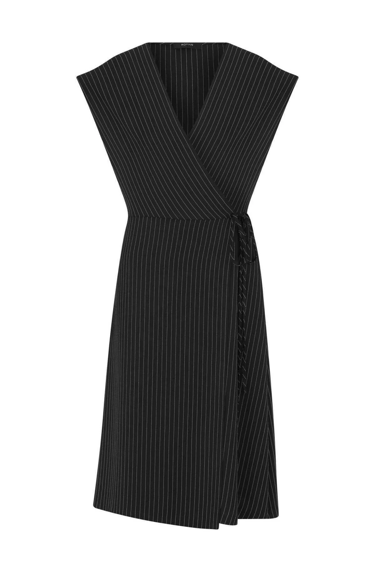 Belden Bağlamalı V Yaka Çizgili Günlük Elbise Siyah-Beyaz - 4