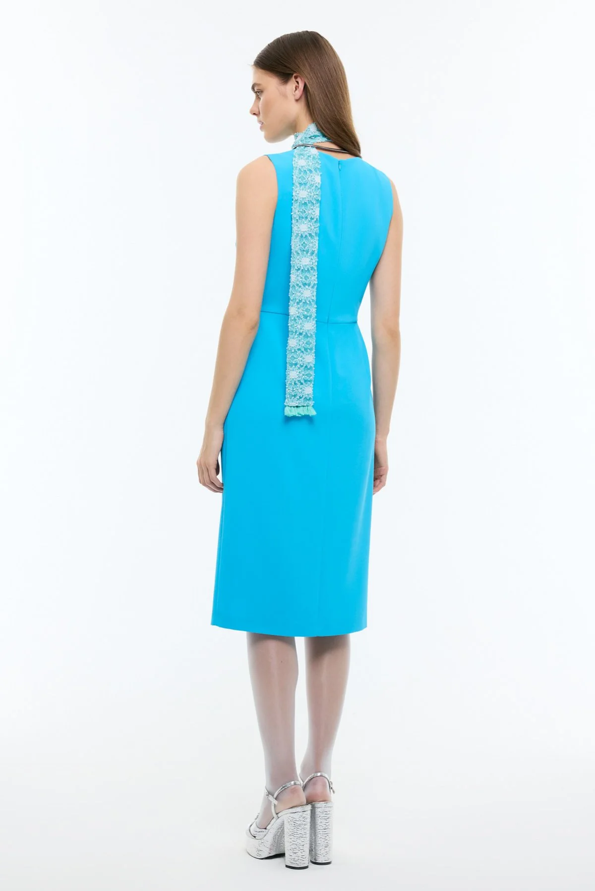 Bele Oturan Şerit ve Yırtmaç Detaylı Midi Boy Elbise Mavi - 2