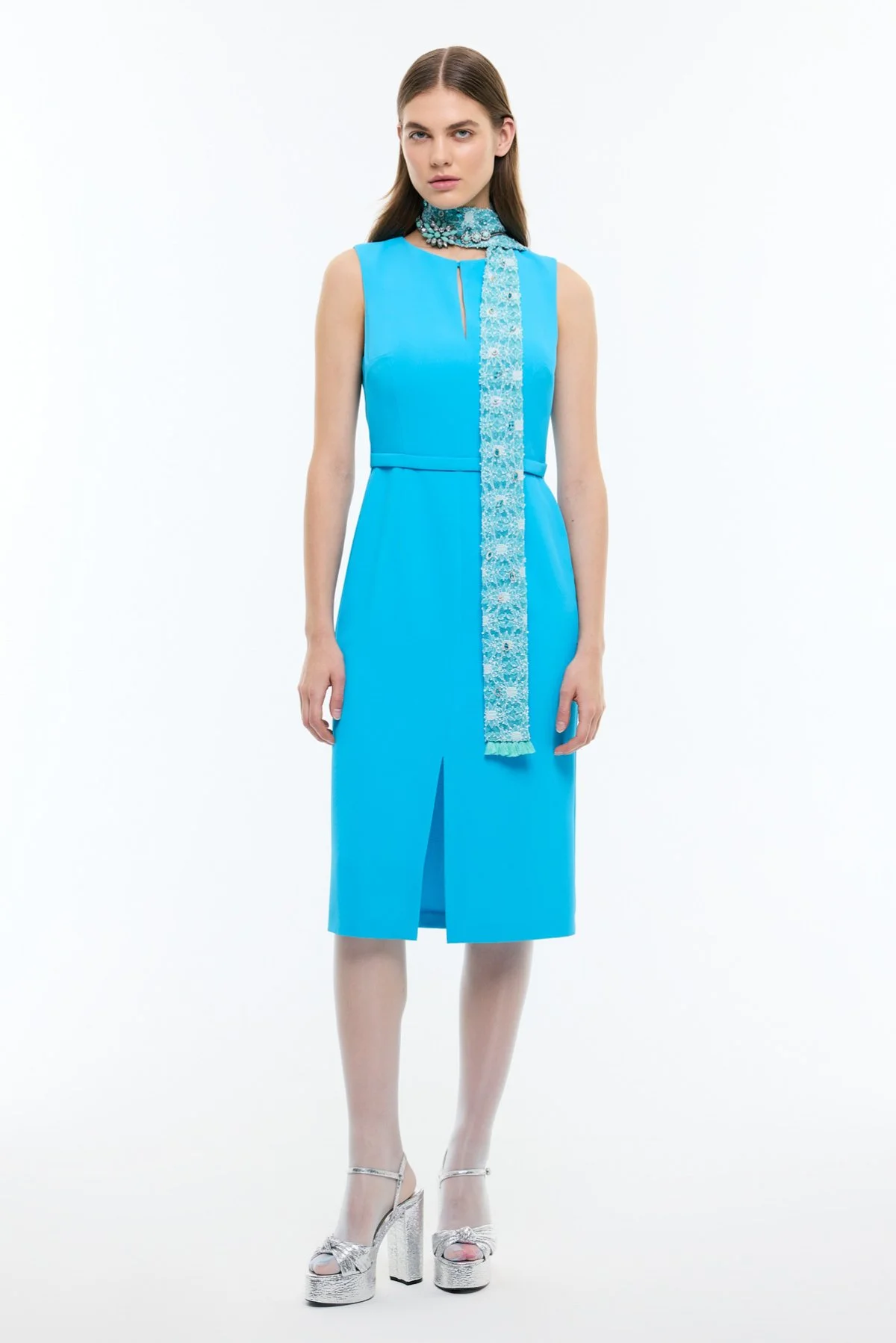 Bele Oturan Şerit ve Yırtmaç Detaylı Midi Boy Elbise Mavi - 1