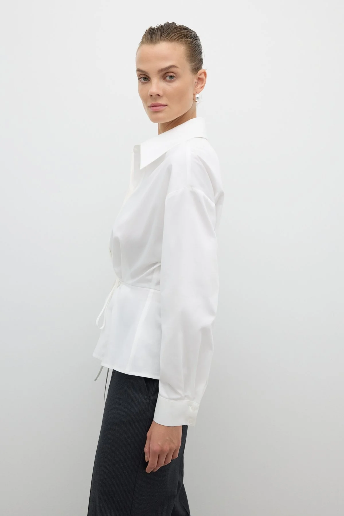 Beli Bağlama Detaylı Peplum Gömlek Beyaz - 3