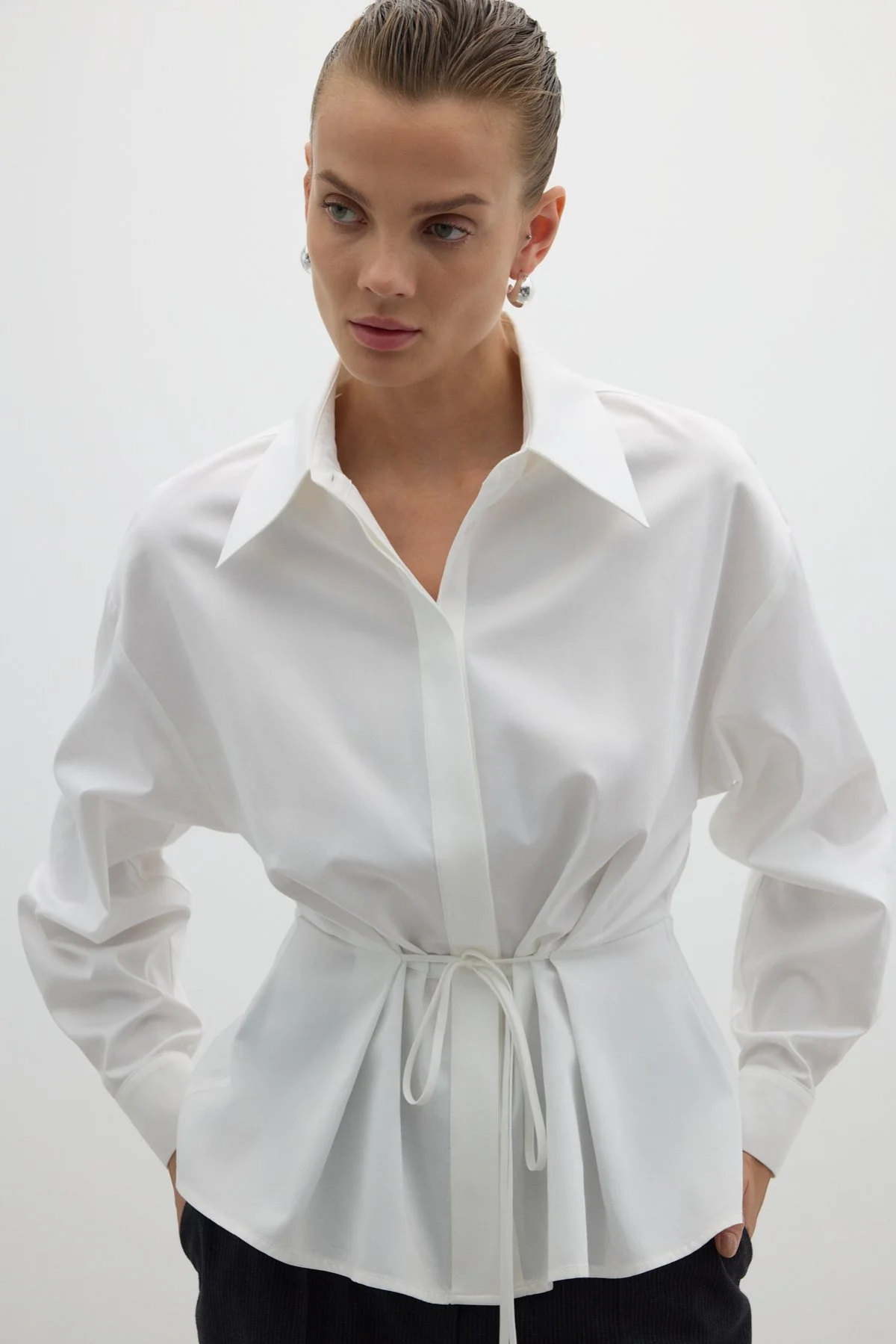 Beli Bağlama Detaylı Peplum Gömlek Beyaz - 4