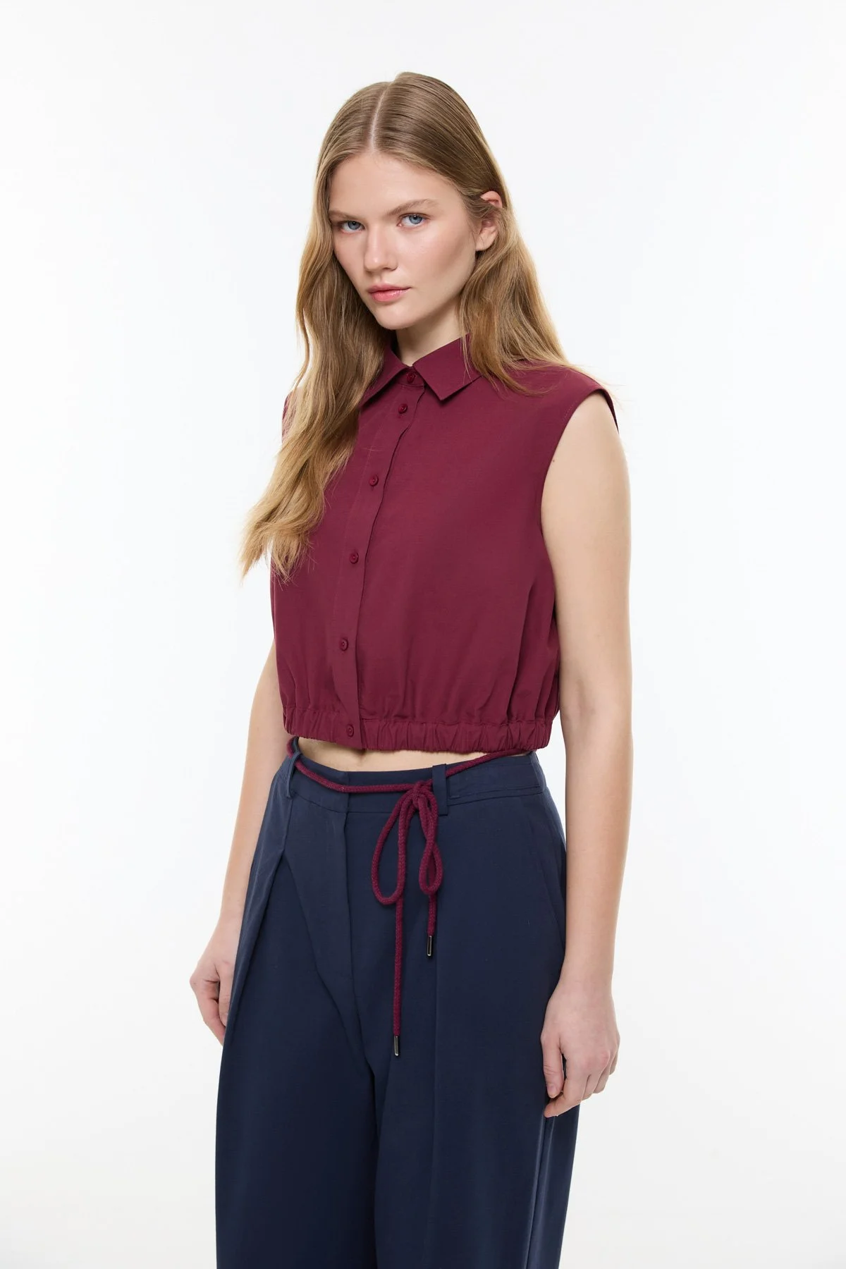 Beli Lastikli Poplin Crop Gömlek Bordo - 3