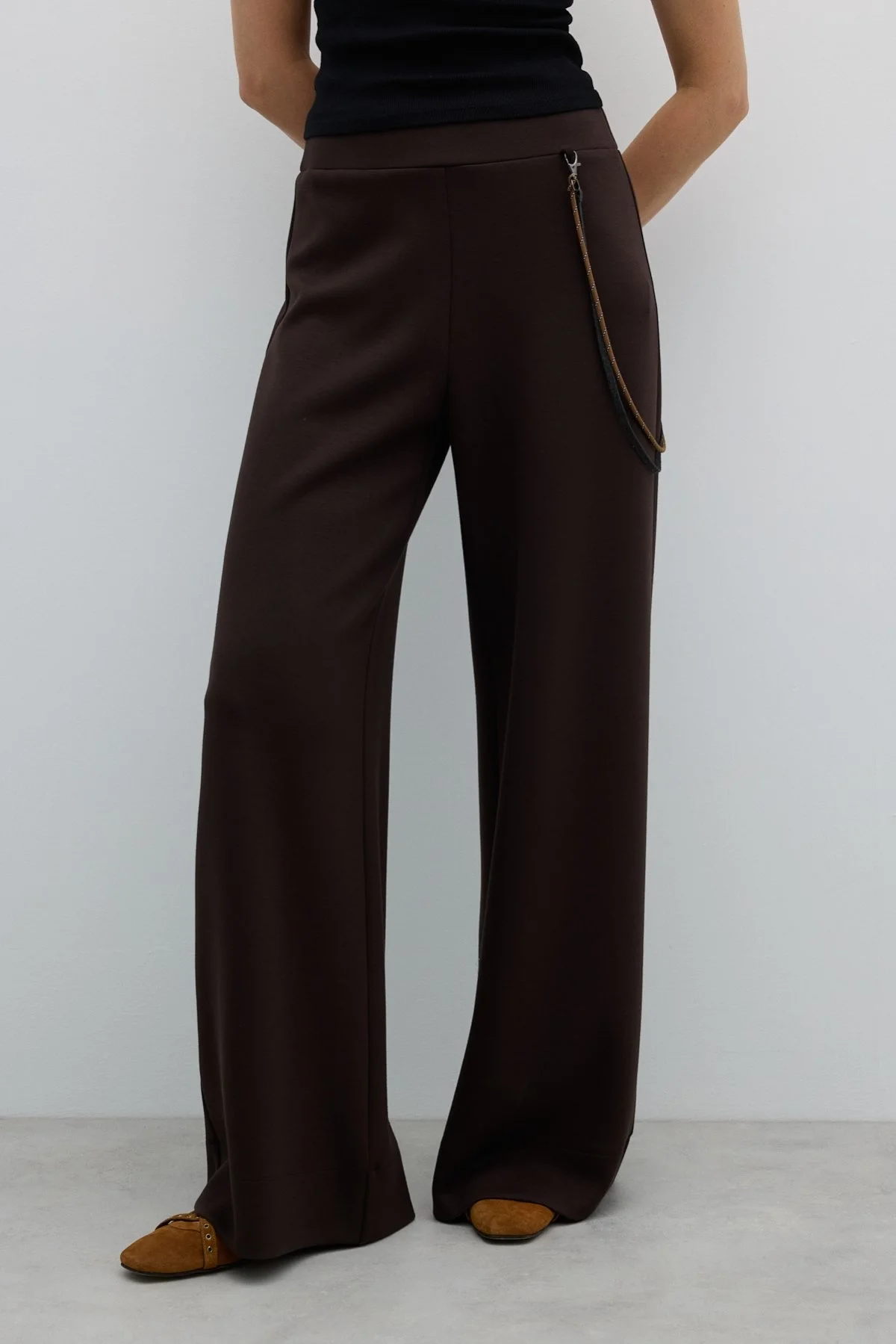 Beli Lastikli Tiktak ve Kordon Detaylı Geniş Paça Pantolon Kahve - 4