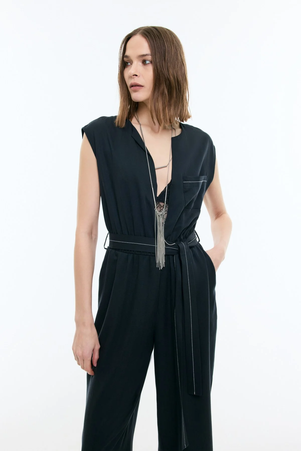 Beli latikli ve Kuşaklı Önü Fermuarlı V Yaka Tulum Lacivert - 3