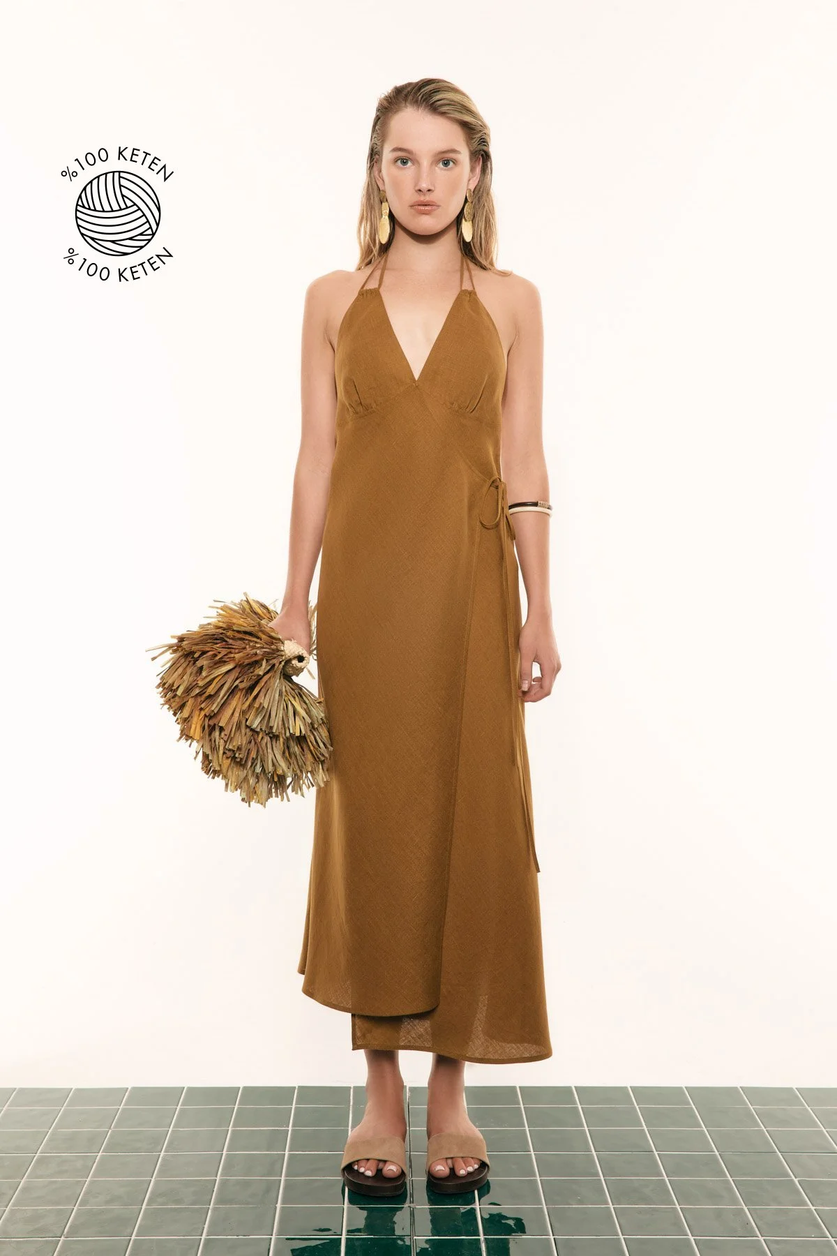 Boyundan Bağlamalı Keten Elbise Olive - 1