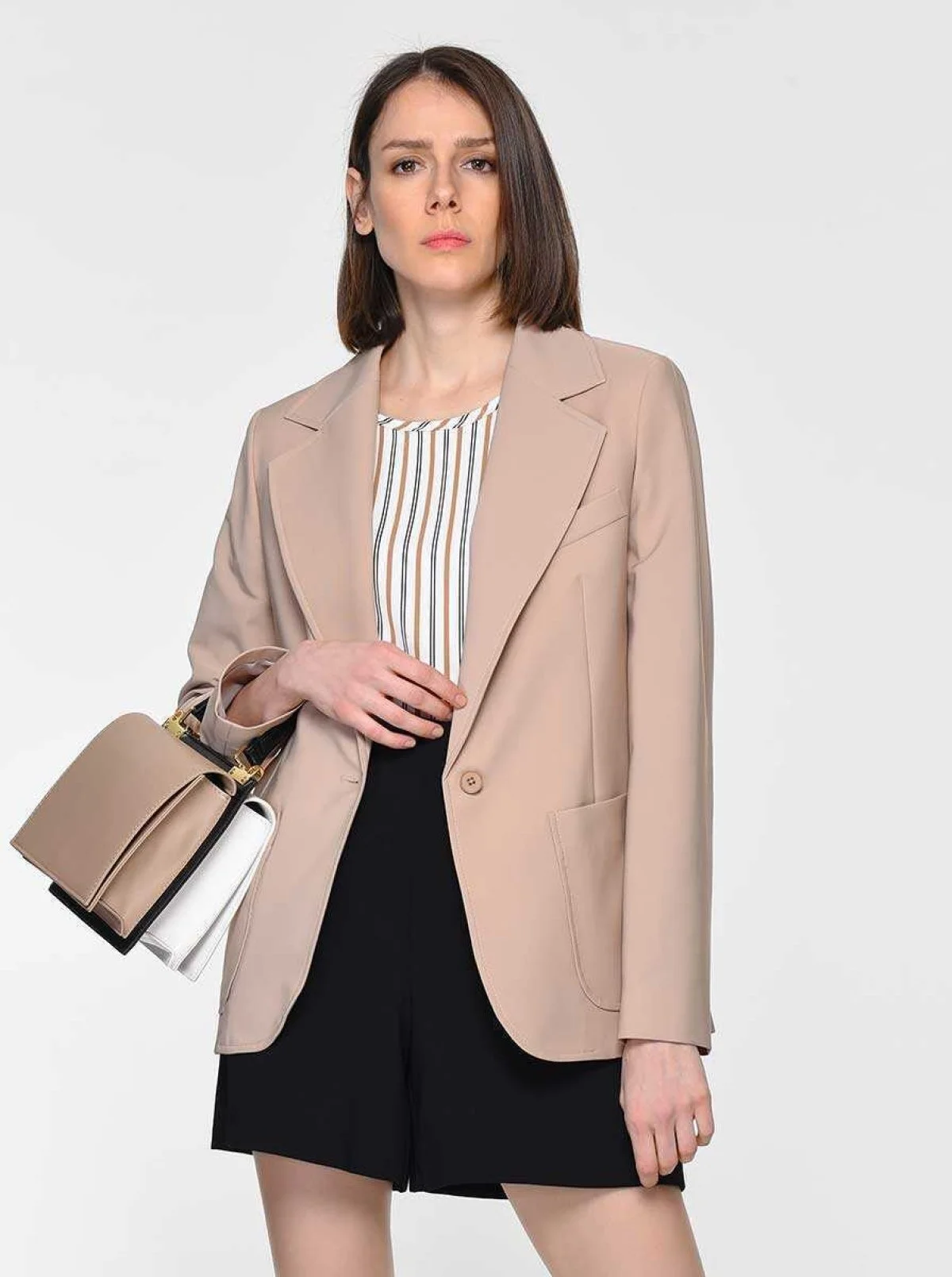 Cep Detaylı Kadın Ceket Camel - 3