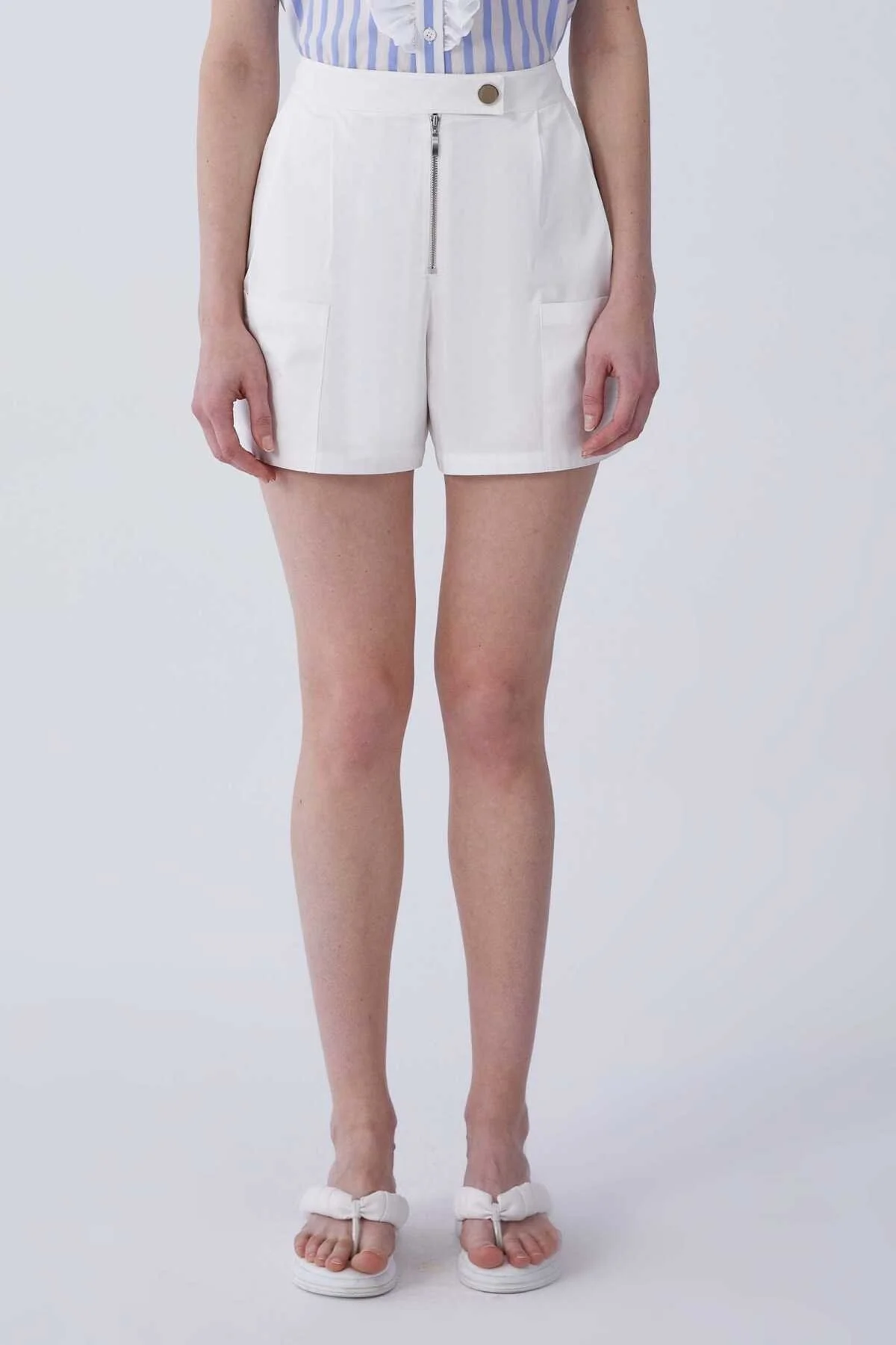 Cep Detaylı Kadın Şort Beyaz - 1