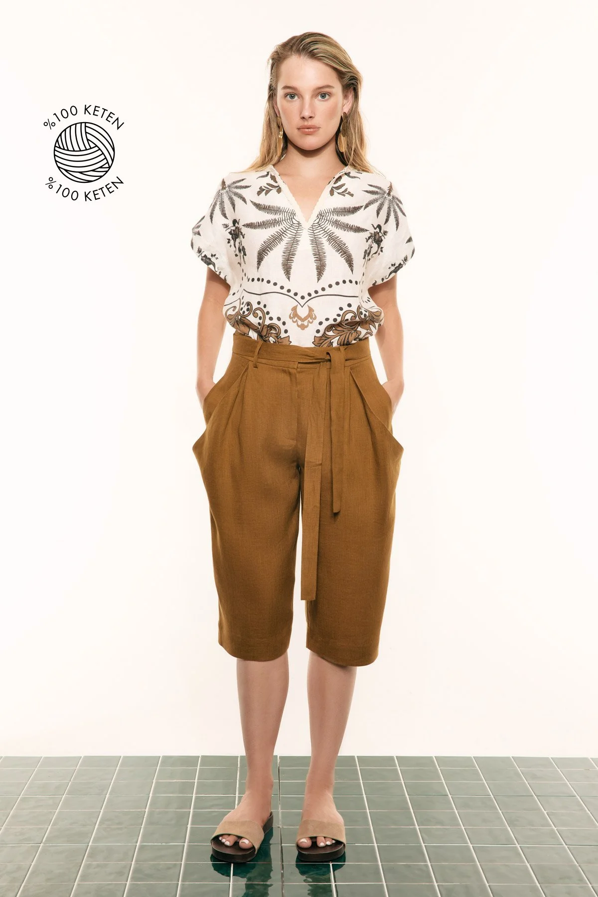 Cep Detaylı Keten Bermuda Şort Olive - 1