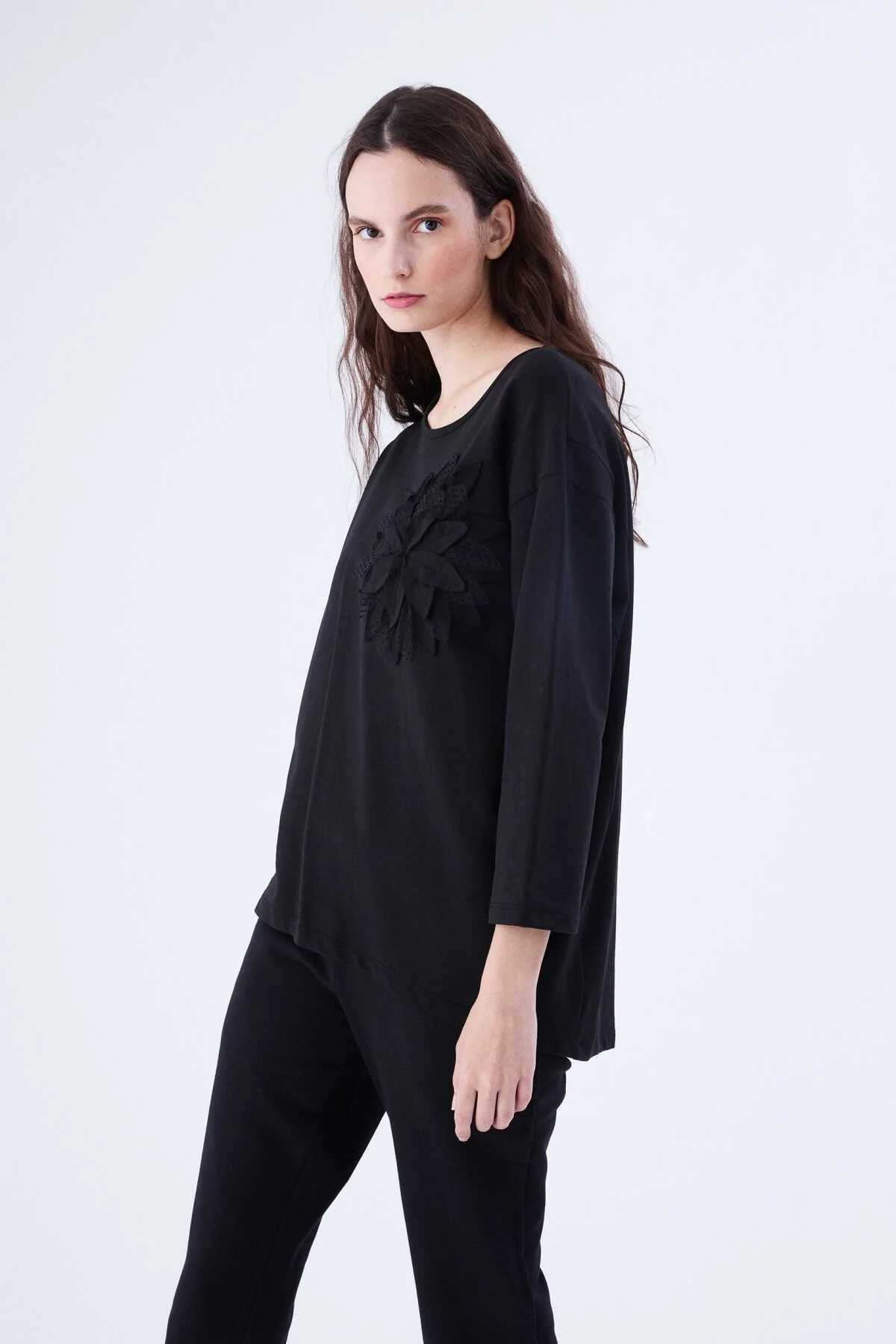  Çiçek Detaylı Kadın Kadın Sweatshirt Siyah - 3