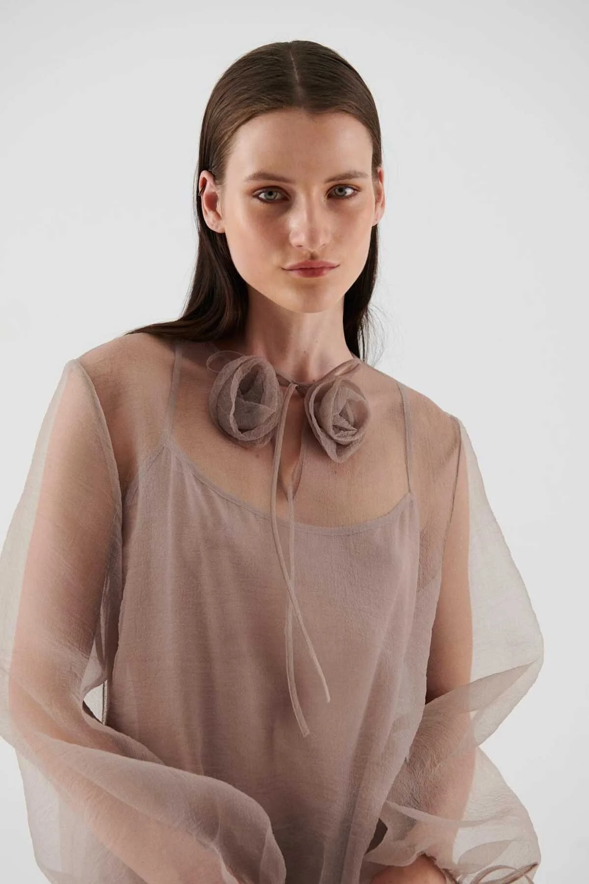  Çiçek Figürlü Bluz Gri - 1