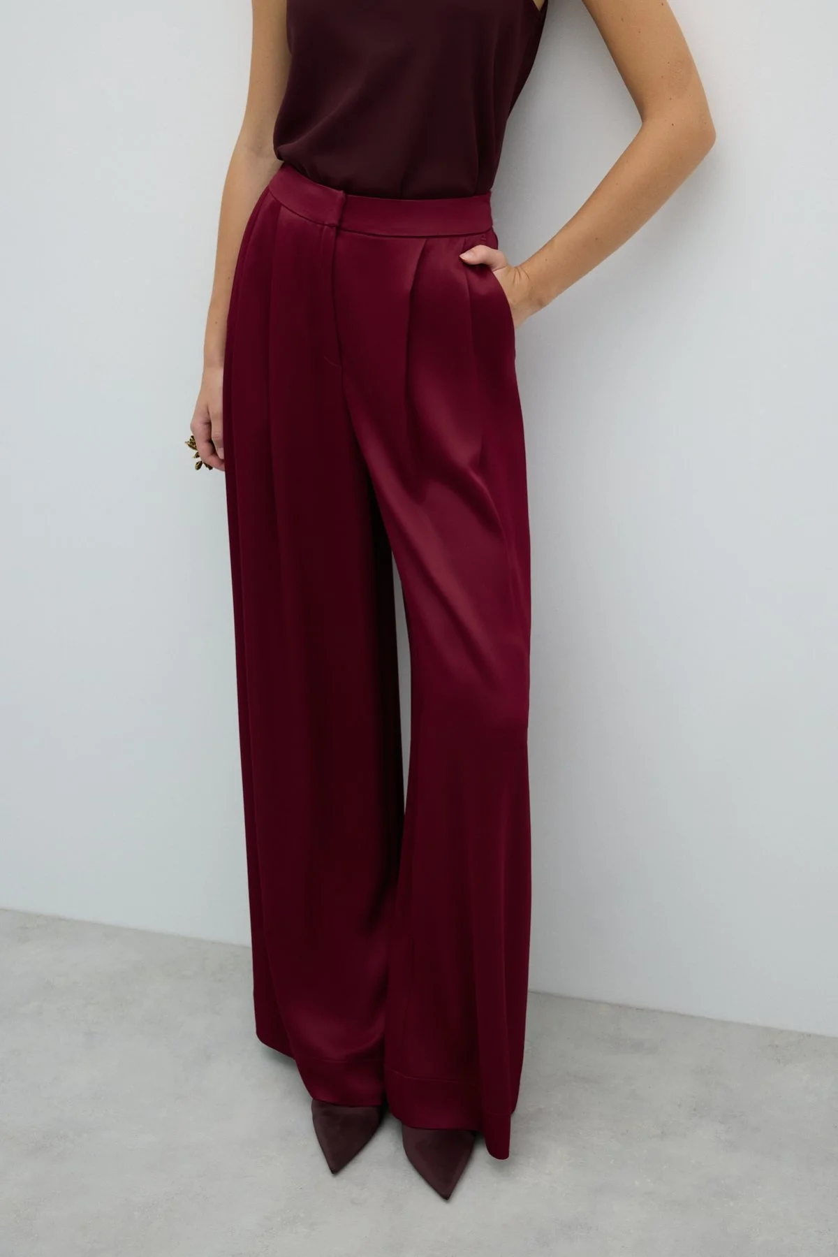 Çift Pileli Geniş Paça Saten Pantolon Bordo - 3