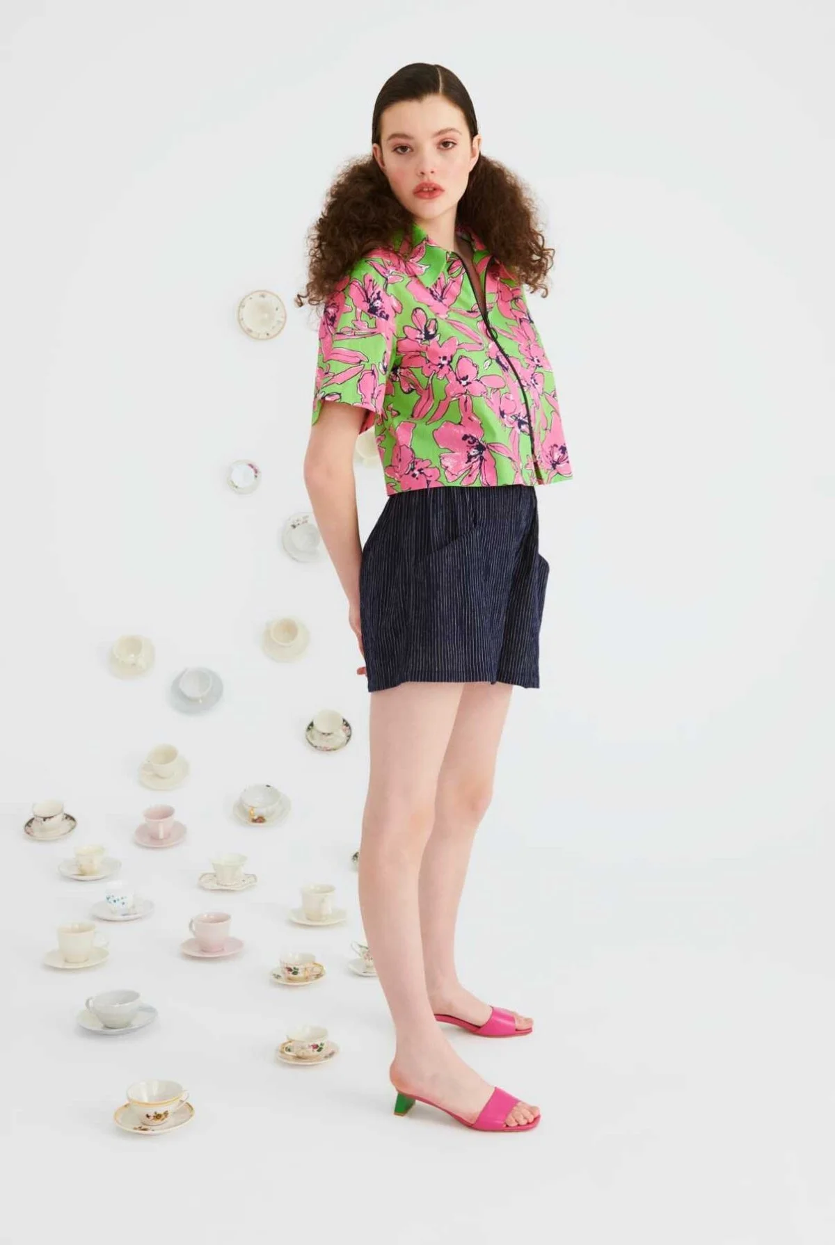 Çizgili ve Cepli Kadın Şort Standart Renk - 3