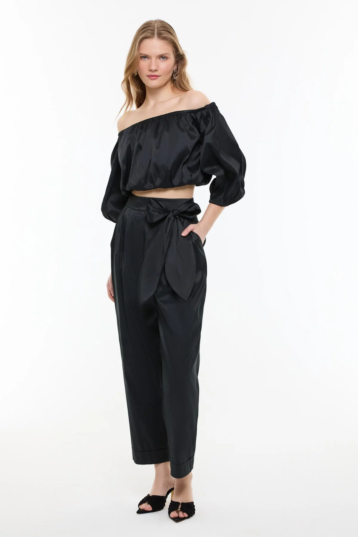 Crop Balon Kol Tafta Bluz Siyah - 4