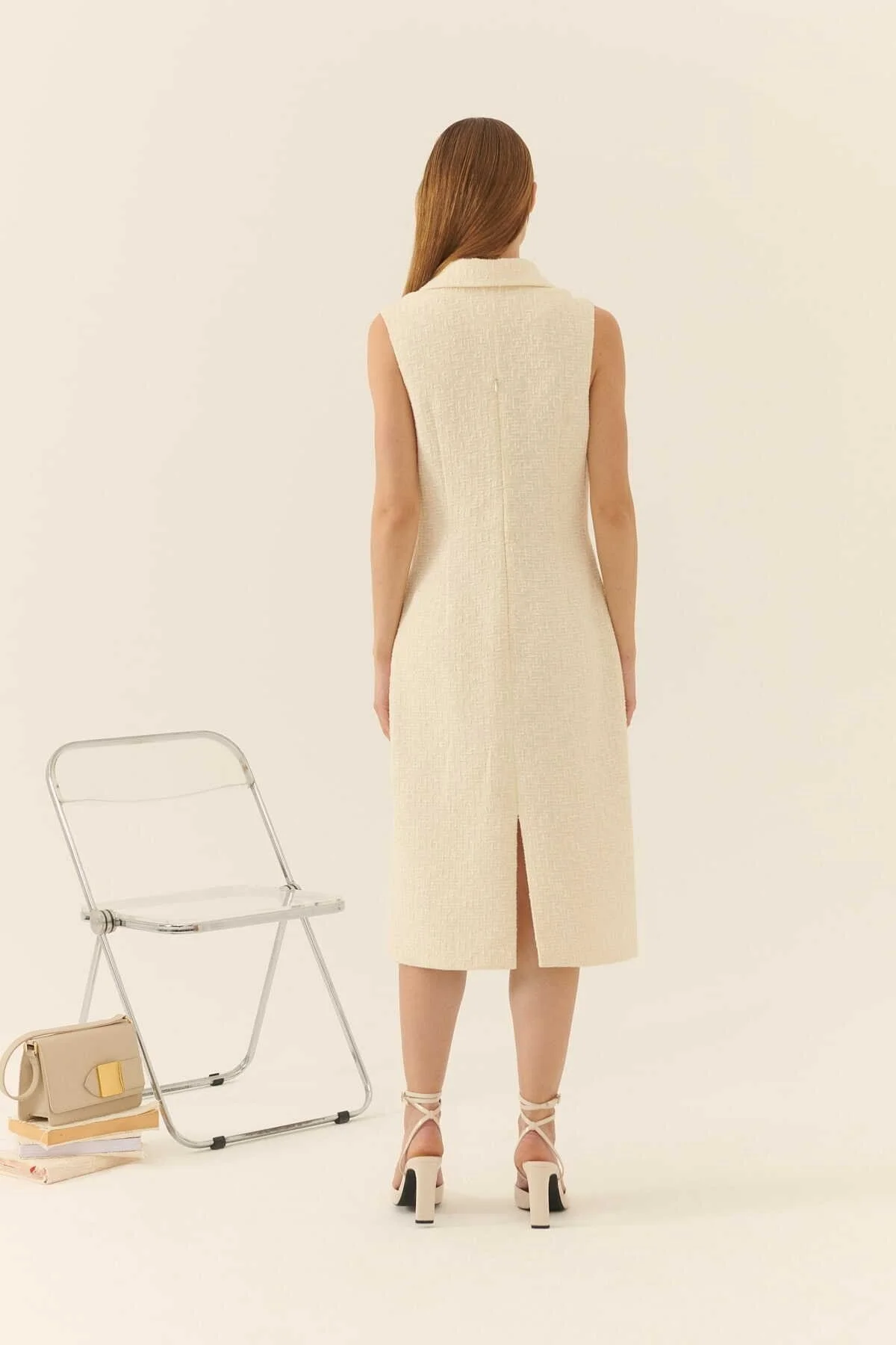  Cut Out Detaylı Midi Tüvit Elbise Kemik - 2