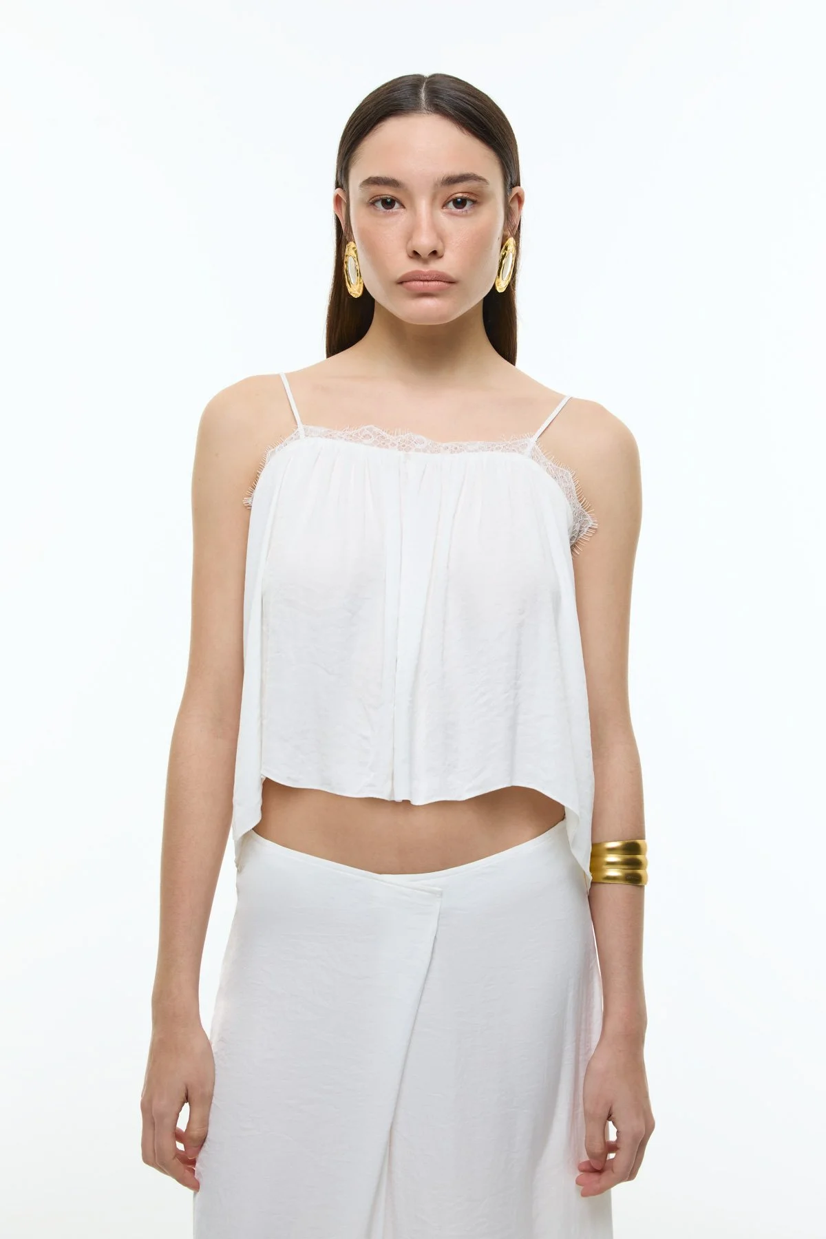 Dantel Detaylı İnce Askılı Bluz Beyaz - 1