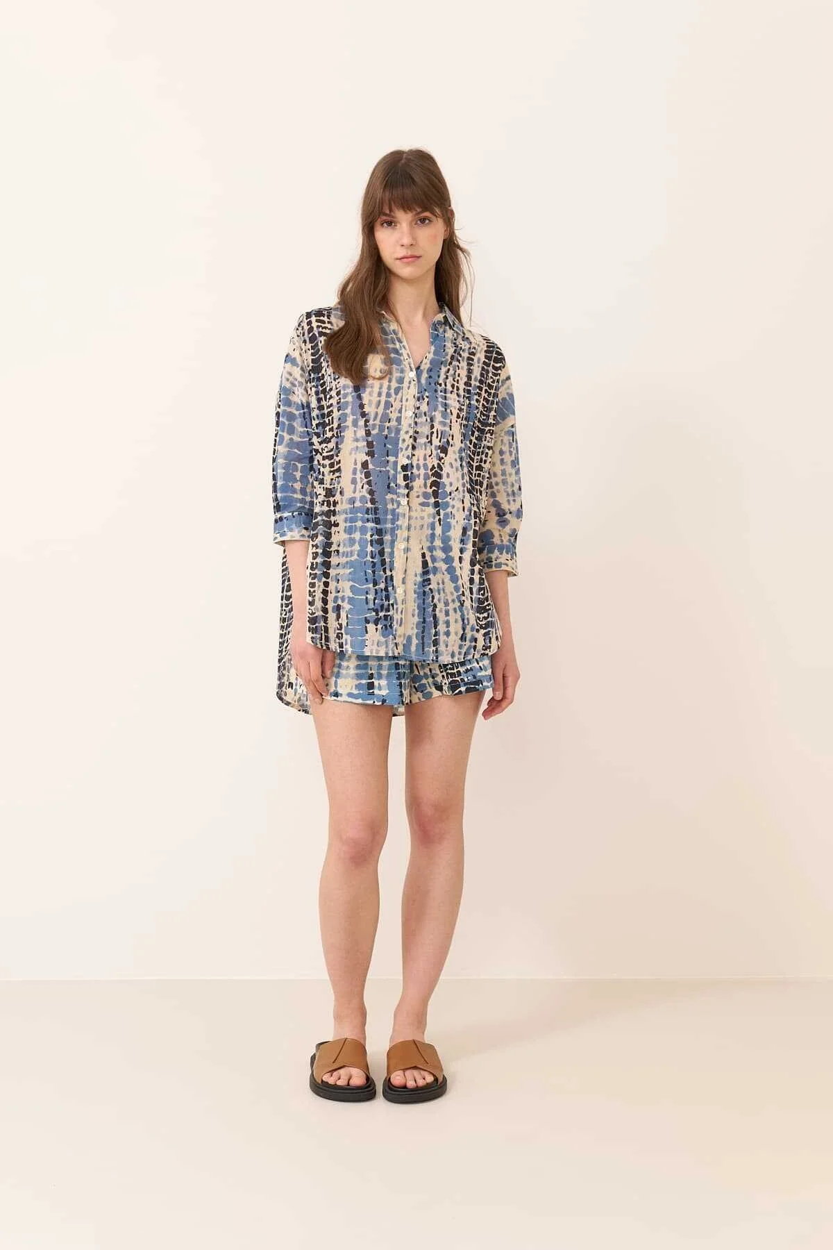 Desenli Gömlek Standart Renk - 3