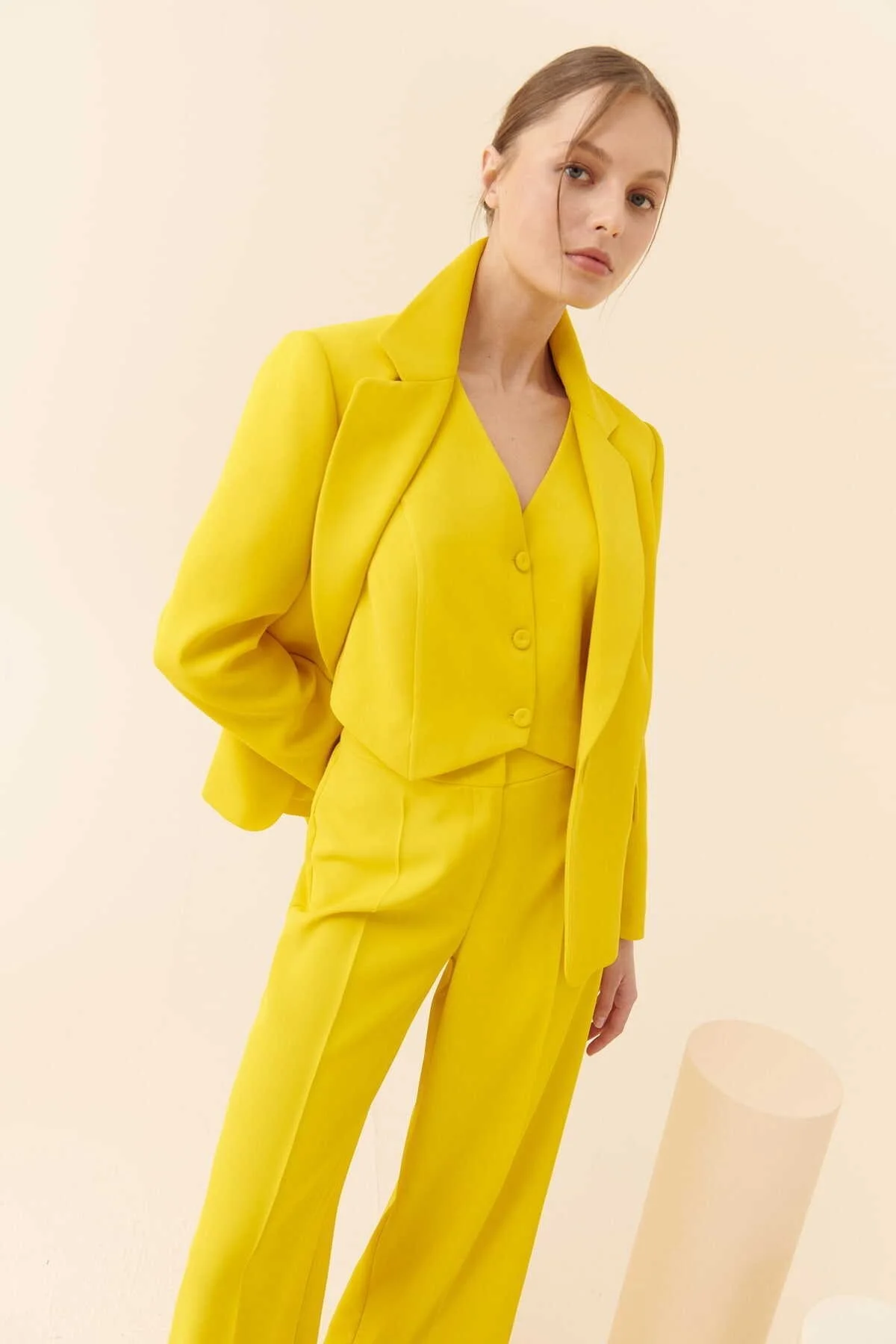  Düğmeli Krep Yelek Sarı - 2