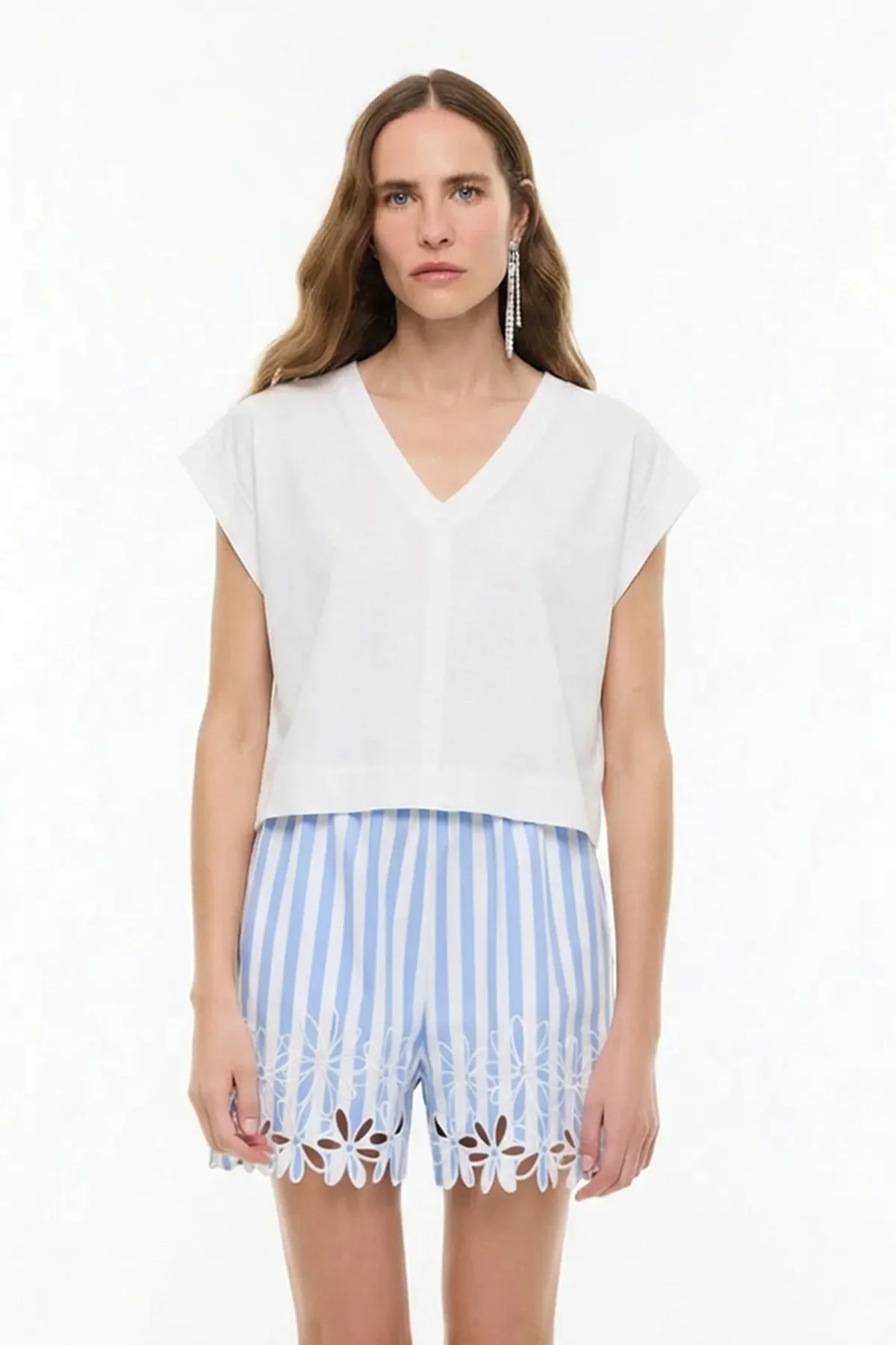 Düşük Omuzlu Crop T-Shirt Ekru - 1