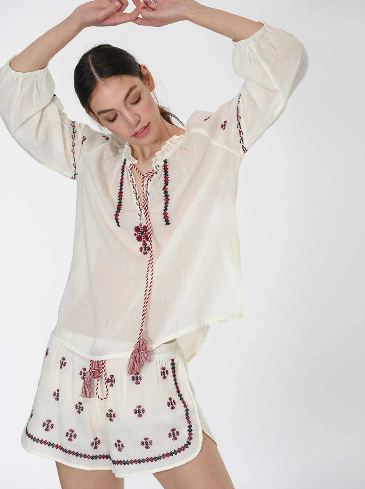 Etnik Desenli Bluz Standart Renk - 3