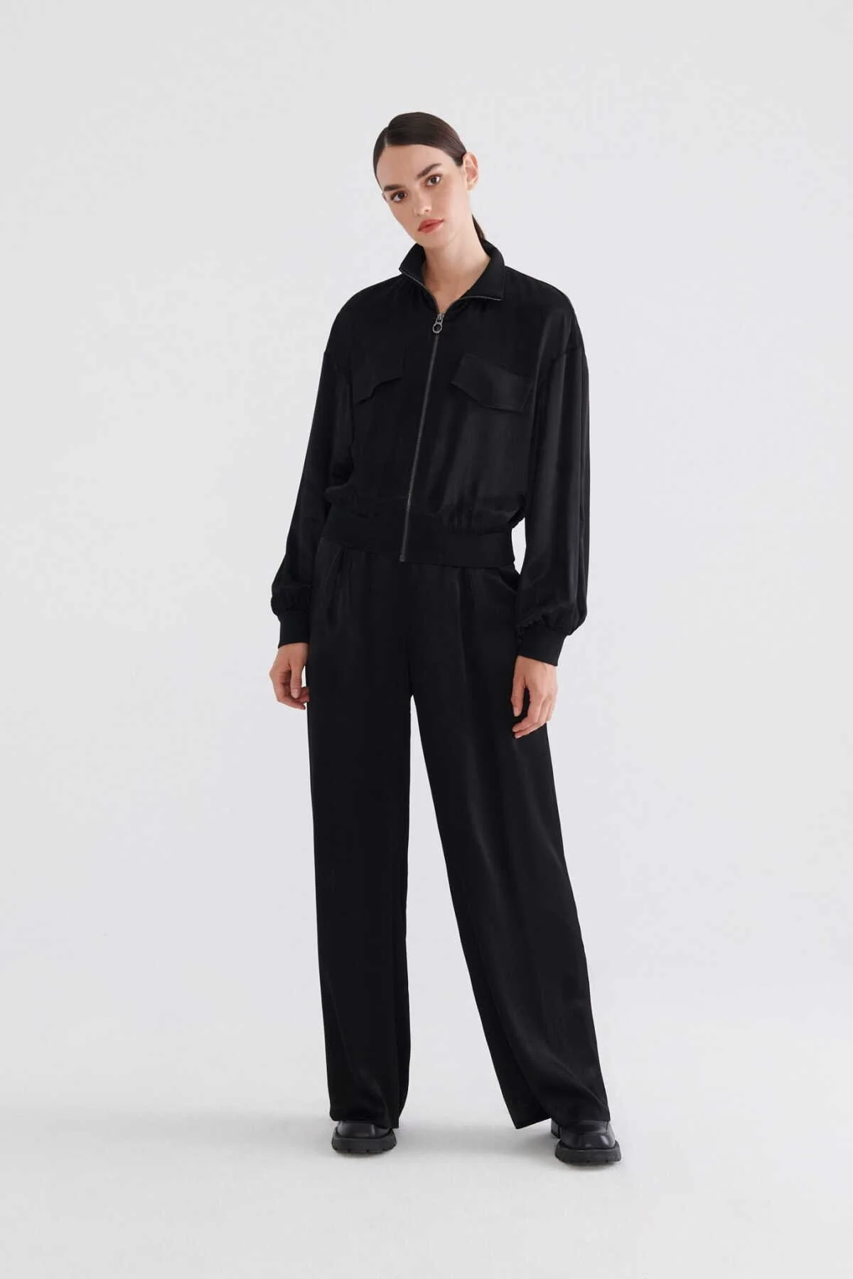  Fermuarlı Kadın Mont Siyah - 3