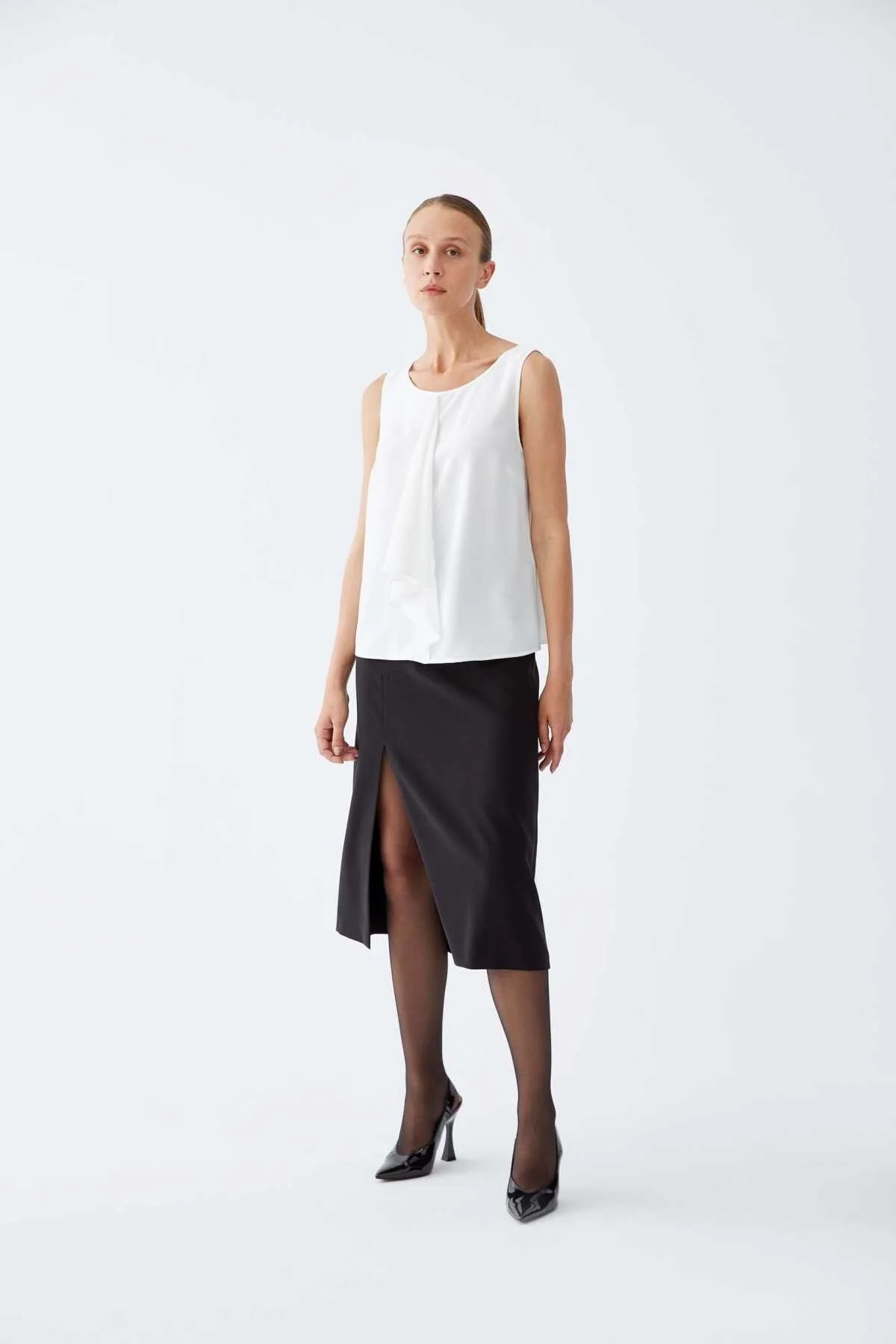  Fular Detaylı Bluz Beyaz - 3