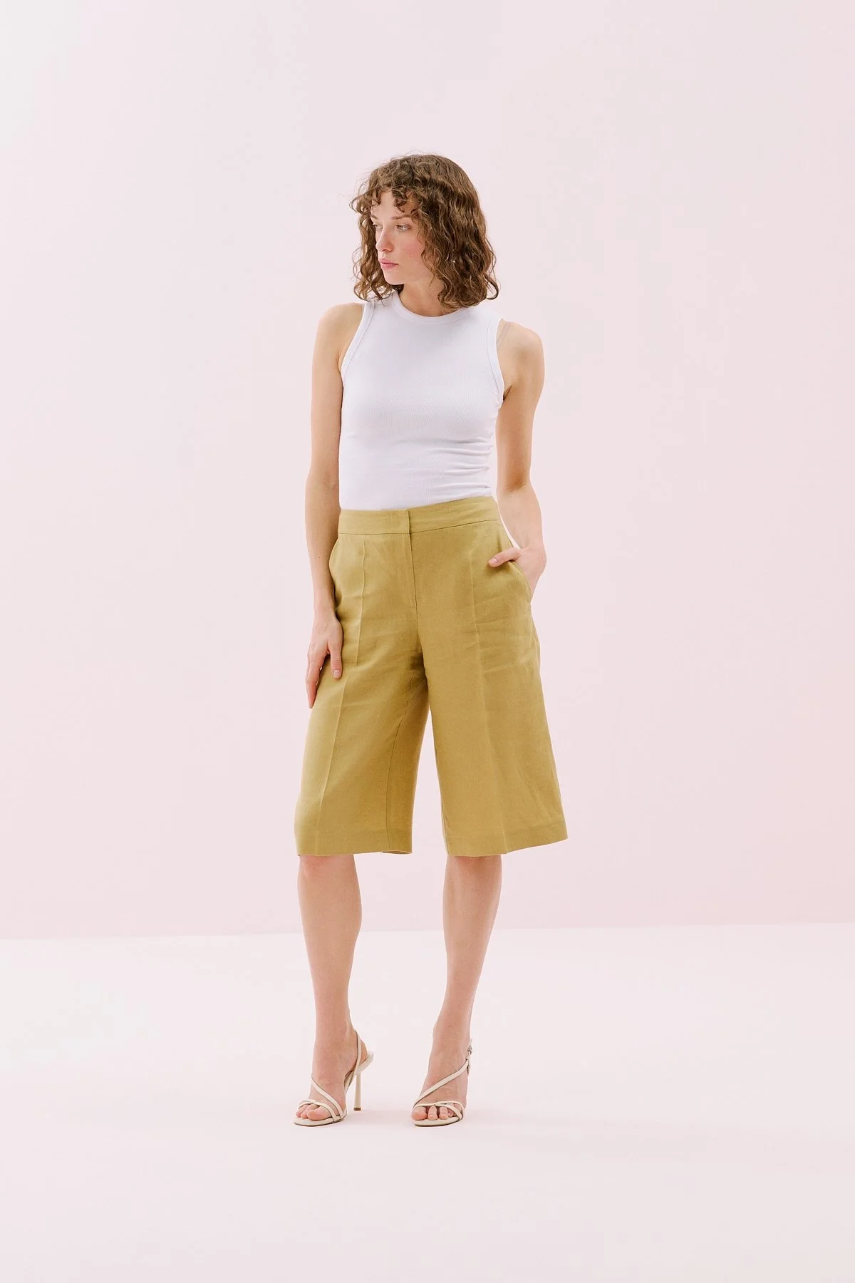 Geniş Paça Keten Bermuda Pantolon Olive - 1