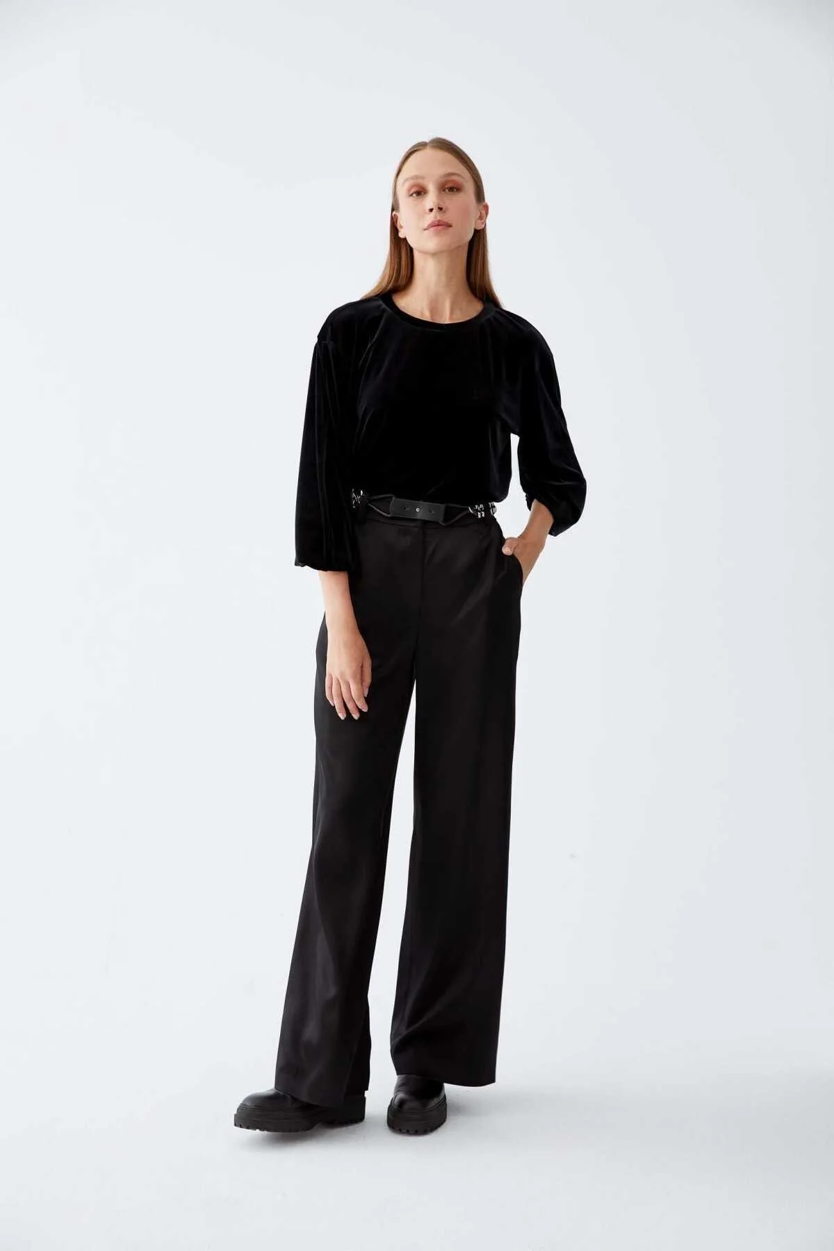  Geniş Paça Saten Kadın Pantolon Siyah - 1