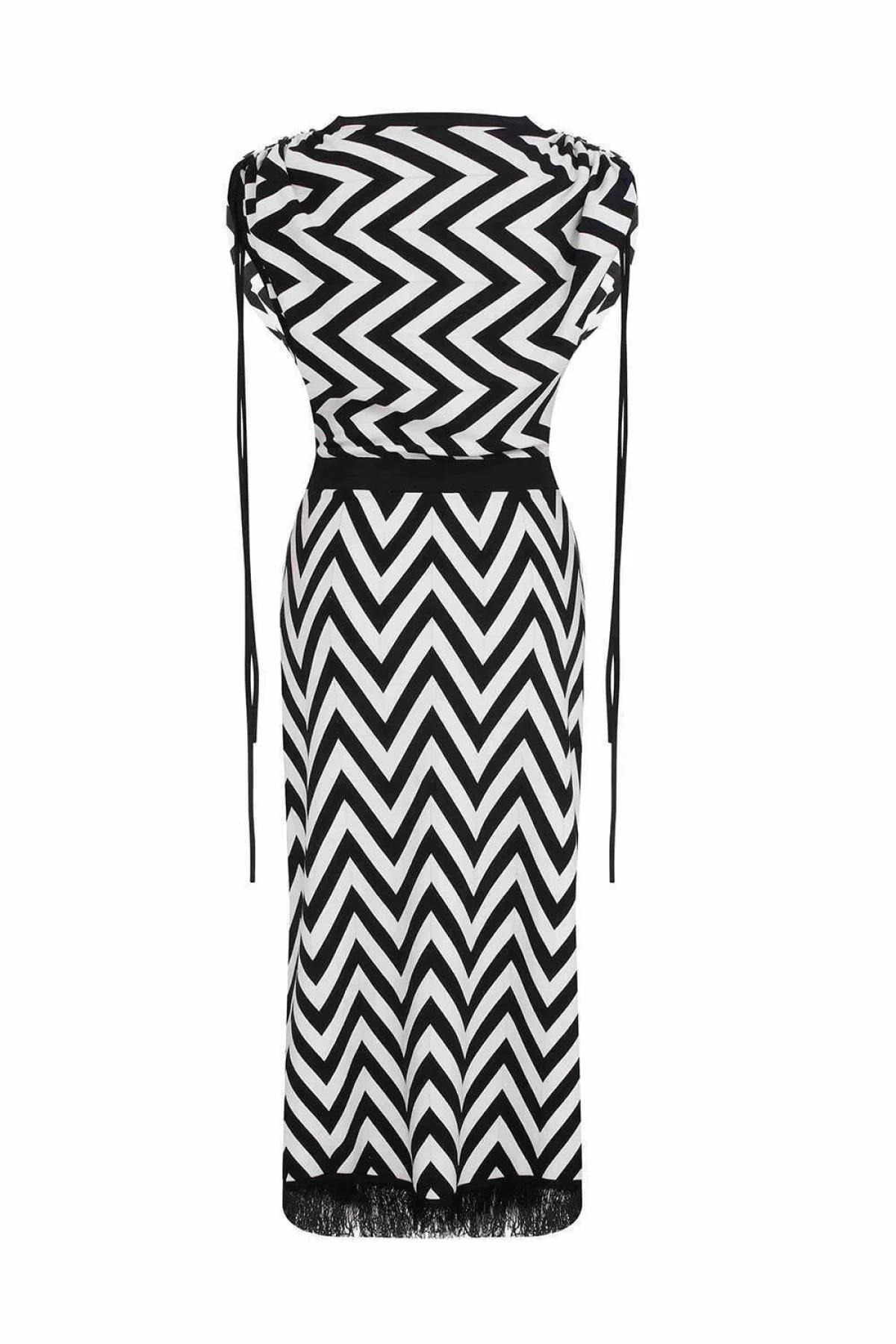  Geometrik Desenli Triko Elbise Siyah-Beyaz - 5