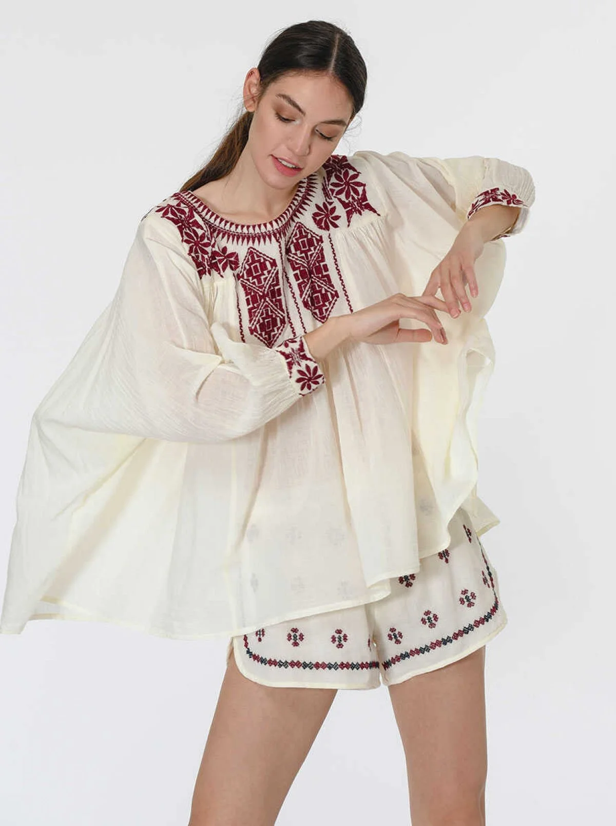 İşlemeli Bluz Standart Renk - 5