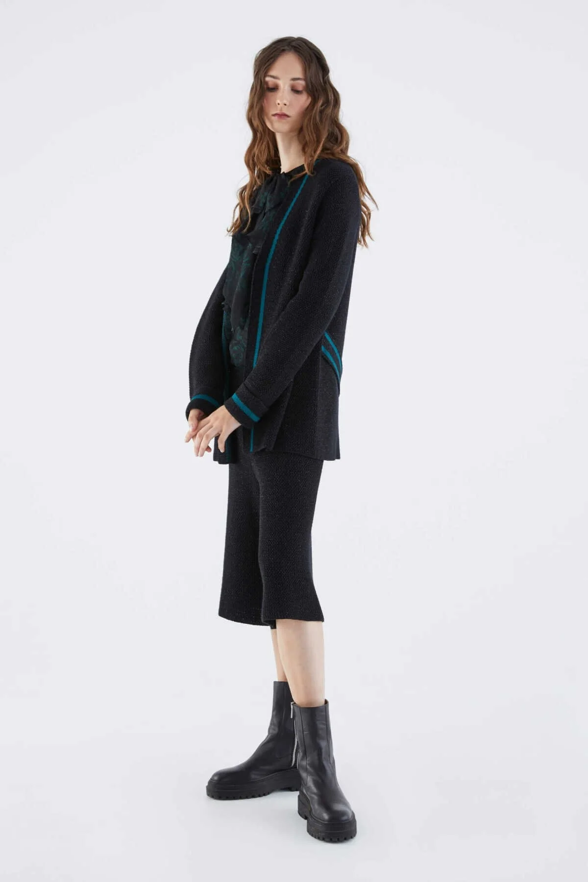 Şerit Detaylı Triko Hırka Siyah - 3