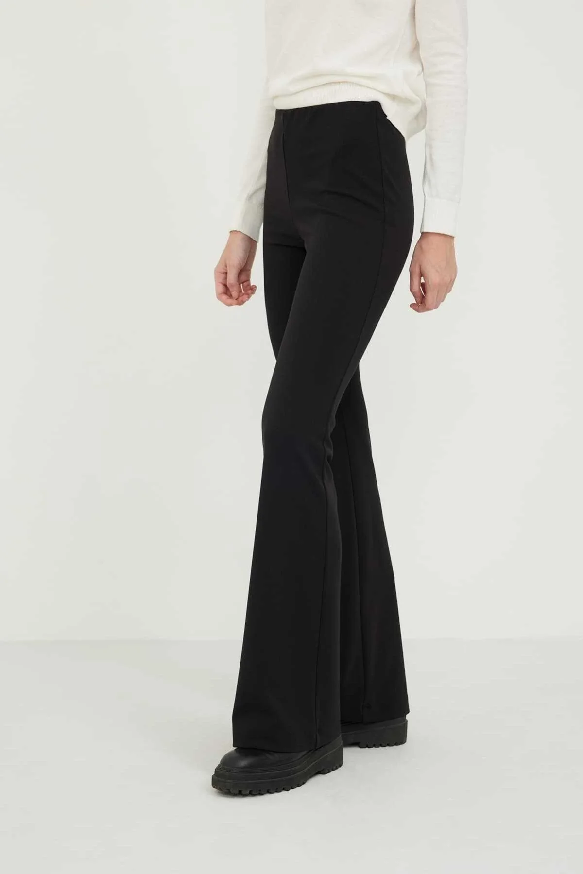 Beli Lastikli Bol Paça Örme Pantolon Siyah - 4