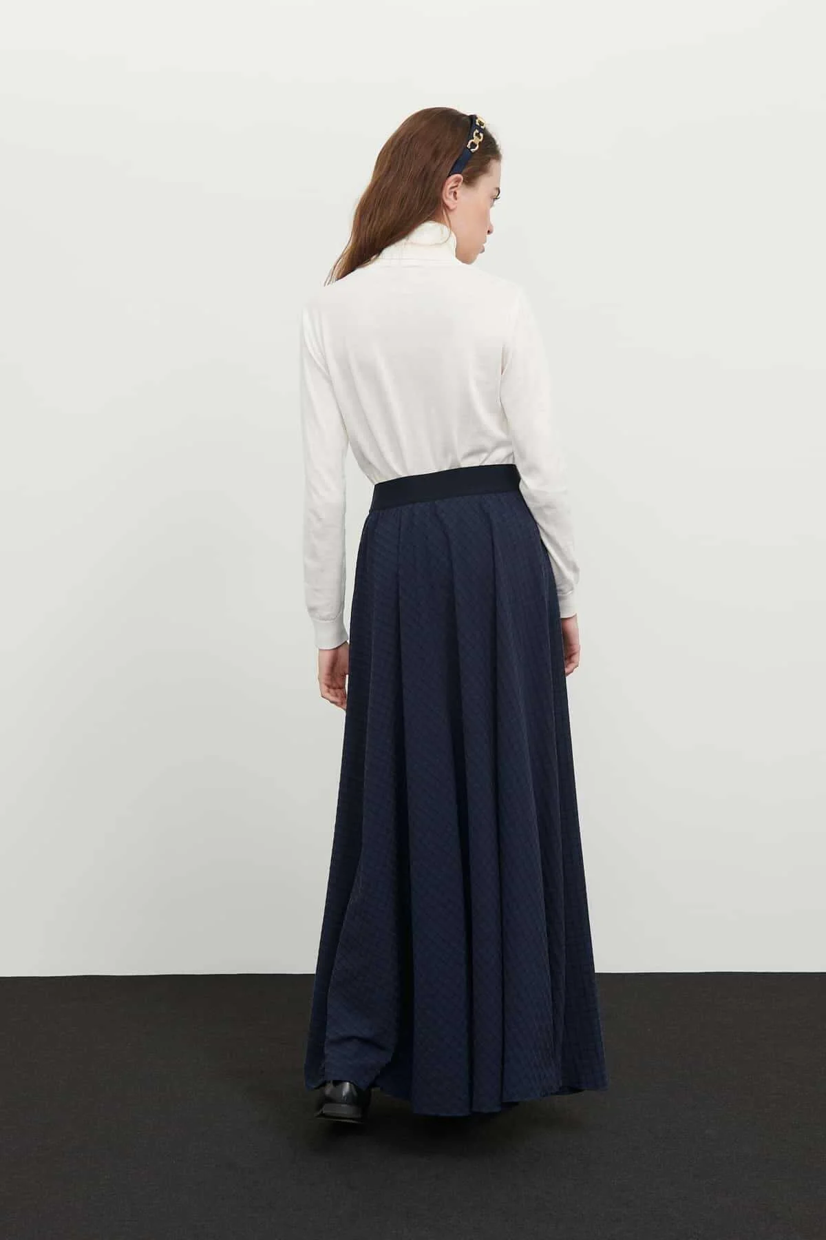 Beli Lastikli Maxi Boy Gofreli Kumaş Etek Standart Renk - 2