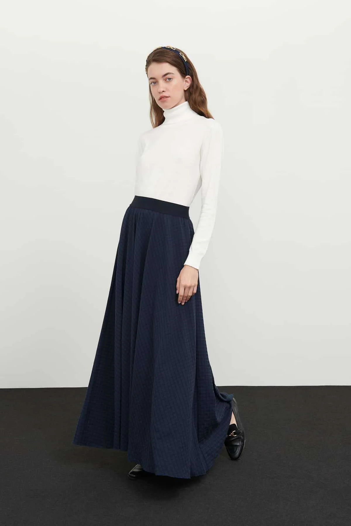 Beli Lastikli Maxi Boy Gofreli Kumaş Etek Standart Renk - 1