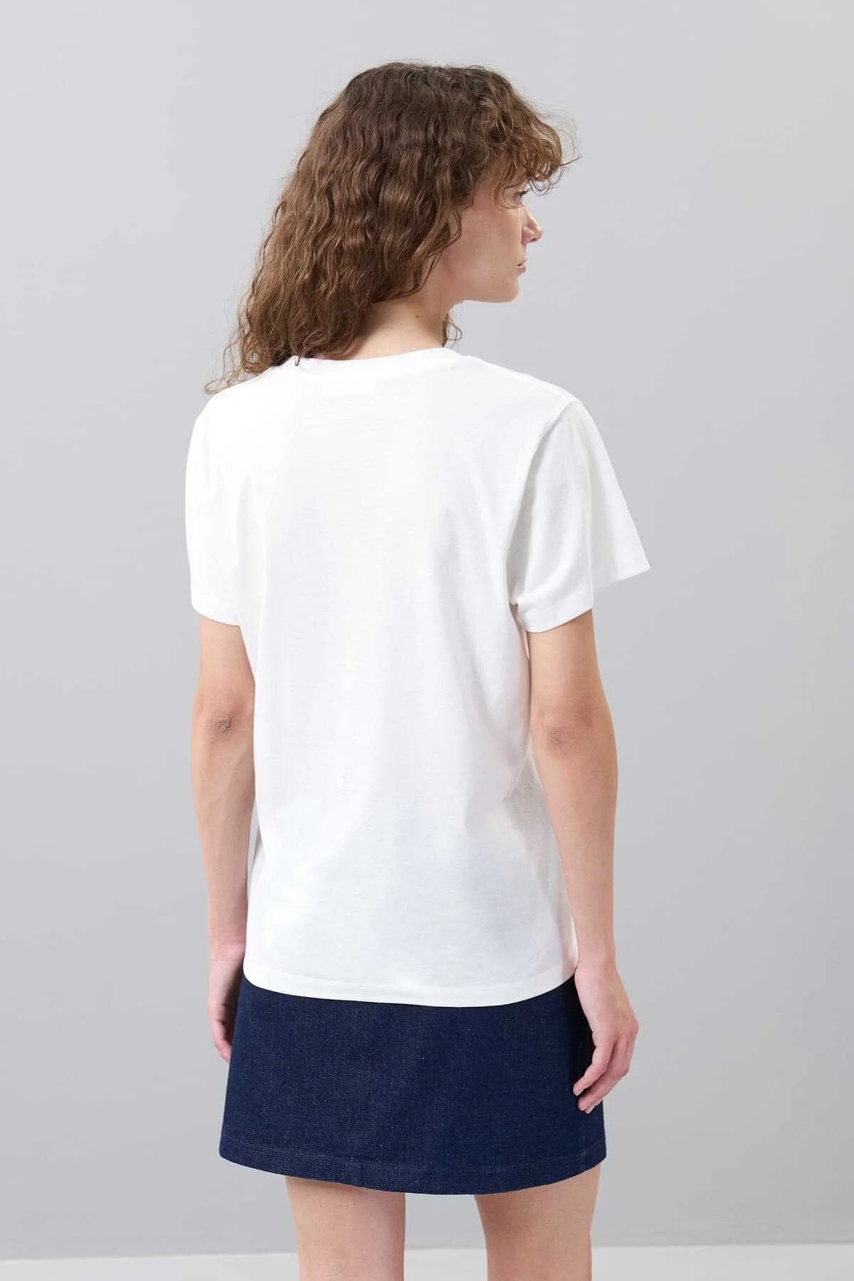 Basic V Yaka T-shirt Beyaz - 2