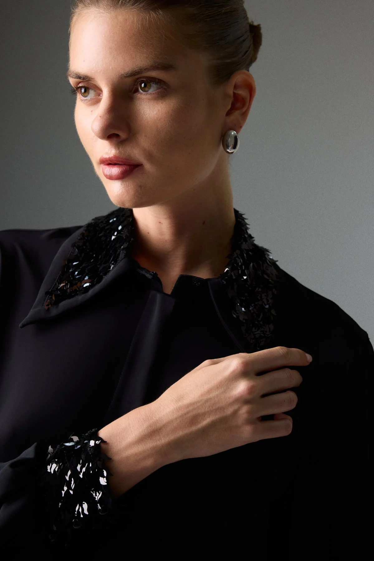 Payet Detaylı Balon Kol Gömlek Siyah - 3