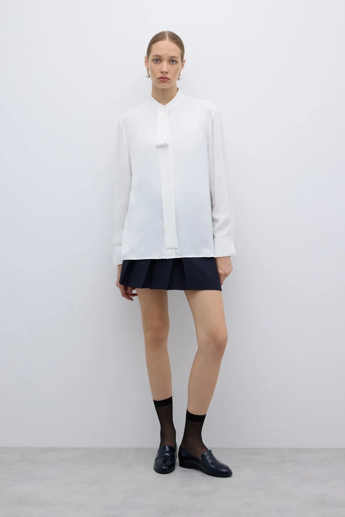 Kendinden Fularlı Hakim Yaka Gömlek Ekru - 4