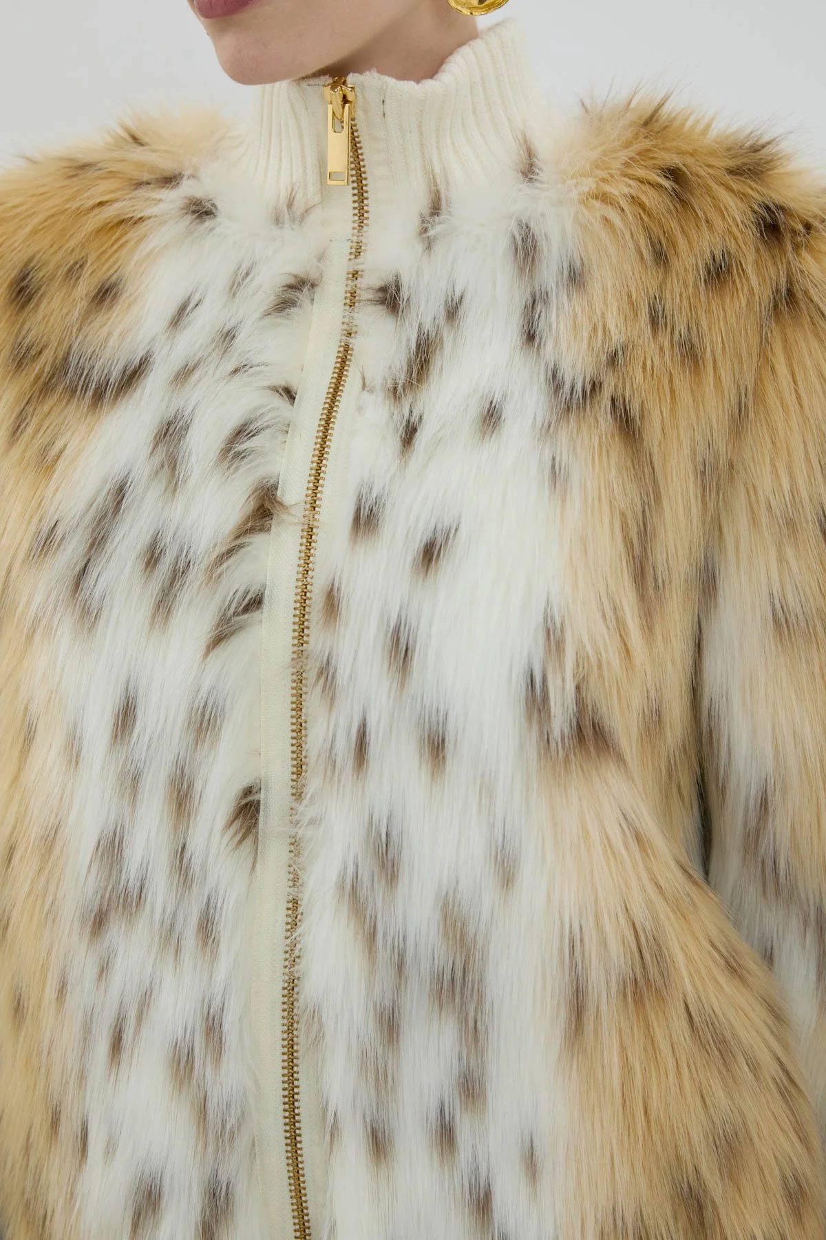 Ribana Yakalı Fermuarlı Kürk Mont Standart Renk - 4