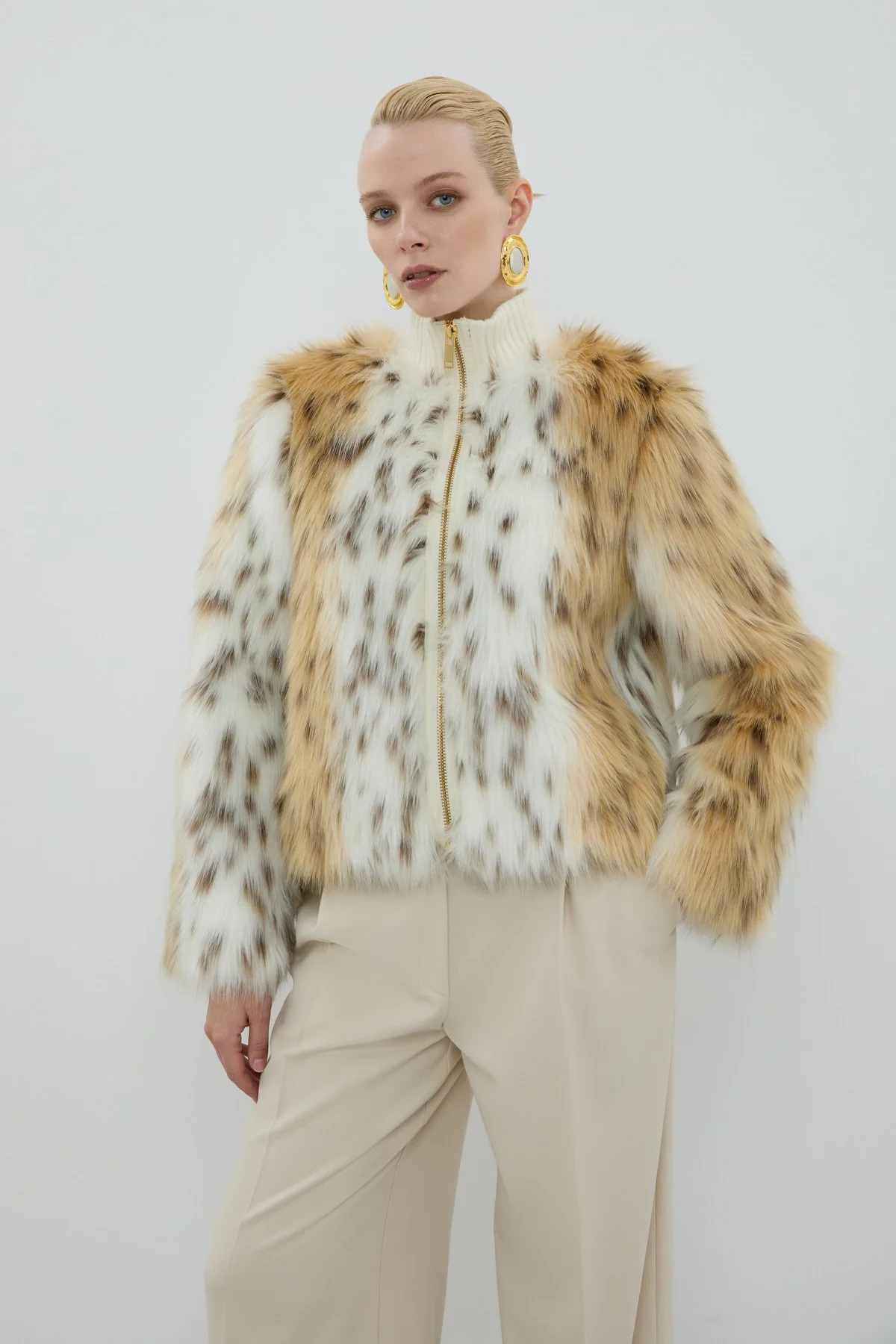 Ribana Yakalı Fermuarlı Kürk Mont Standart Renk - 5