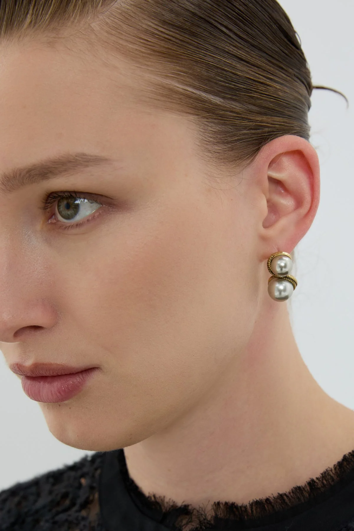 Cam İnci Detaylı Sarmal Küpe Gri - 2