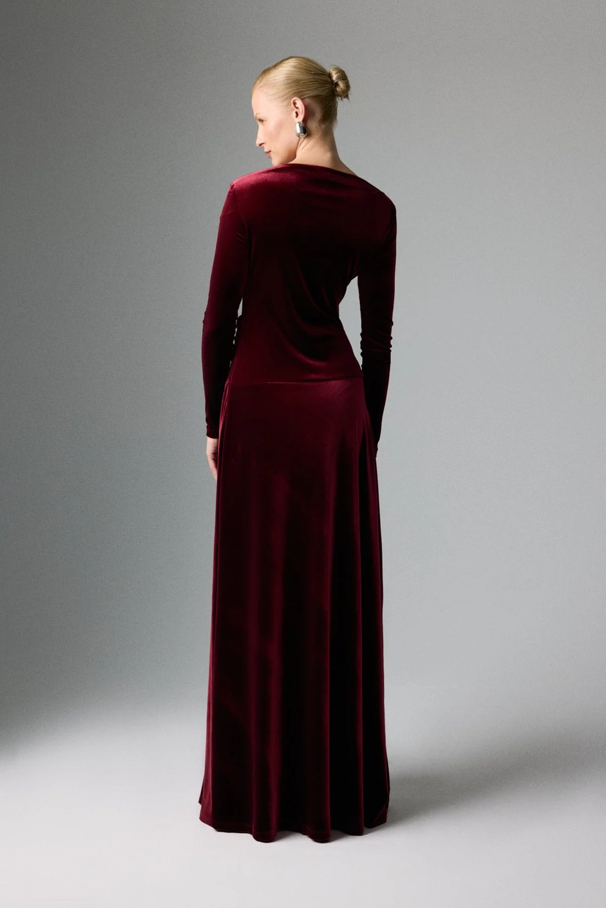 Kadife Drape Detaylı Uzun Kol Maksi Elbise Bordo - 1