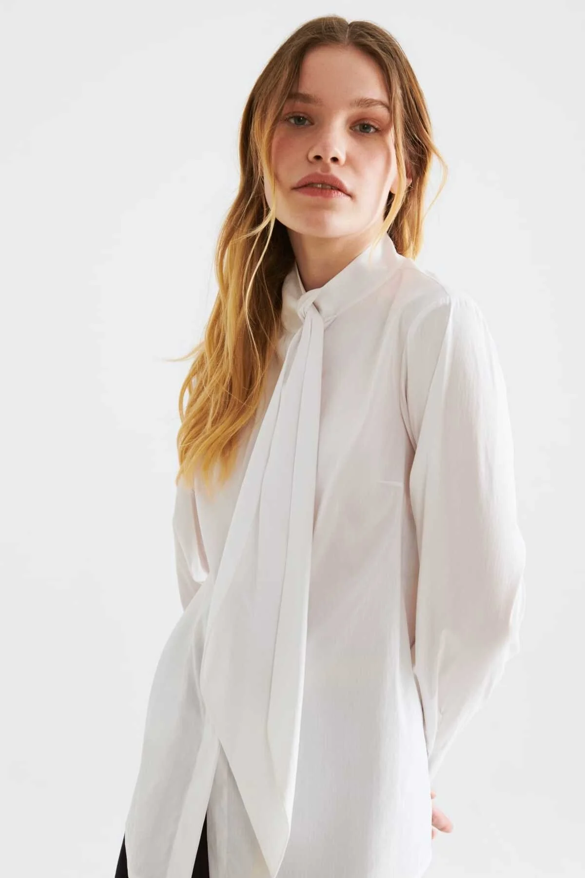 Yaka Detaylı Gömlek Beyaz - 3