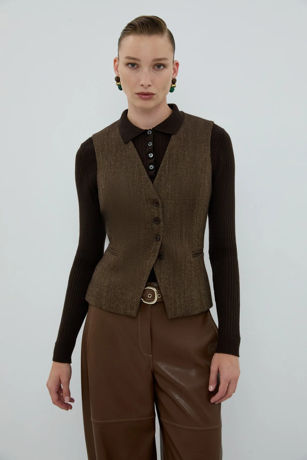 Yün Karışımlı V Yaka Önü Düğmeli Yelek Kahve - 1