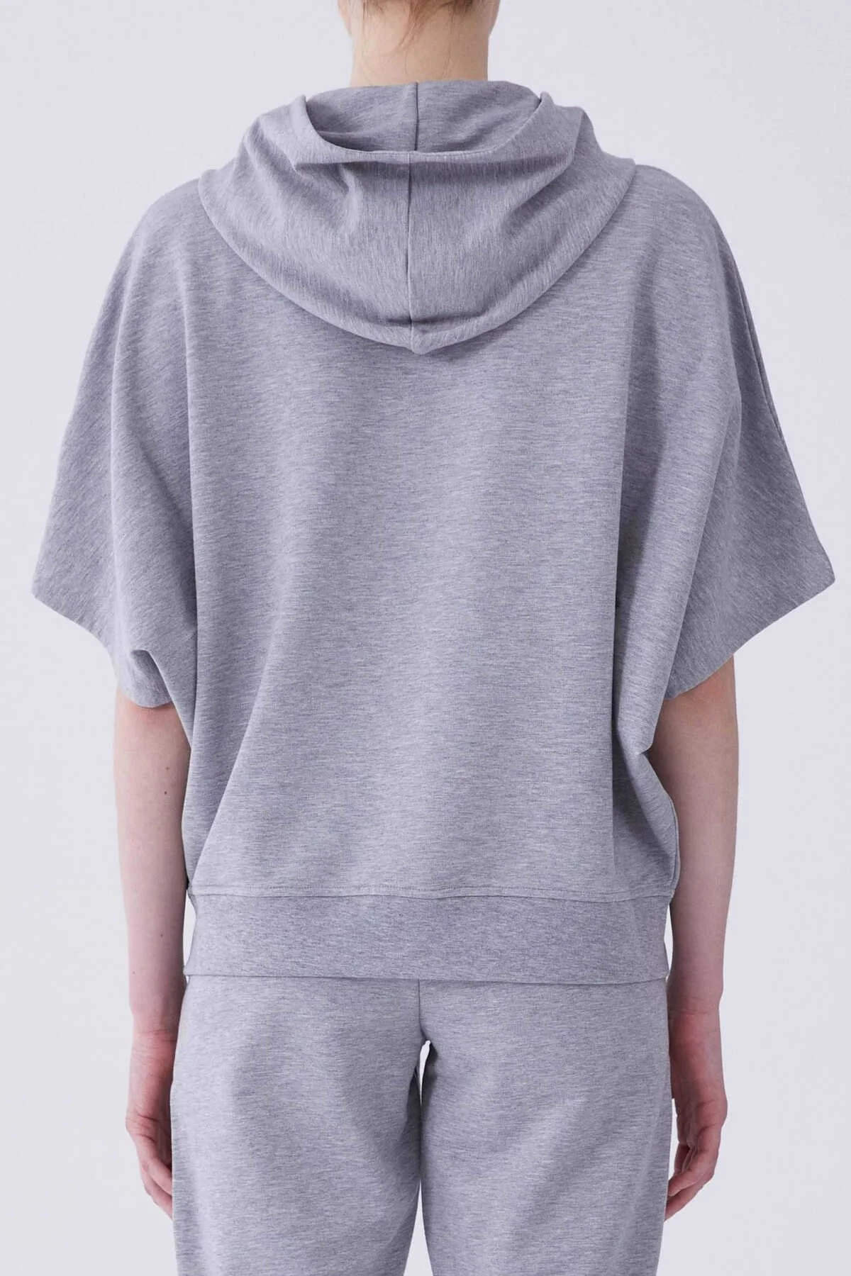 Kapüşonlu Kısa Kollu Kadın Sweatshirt Gri - 2