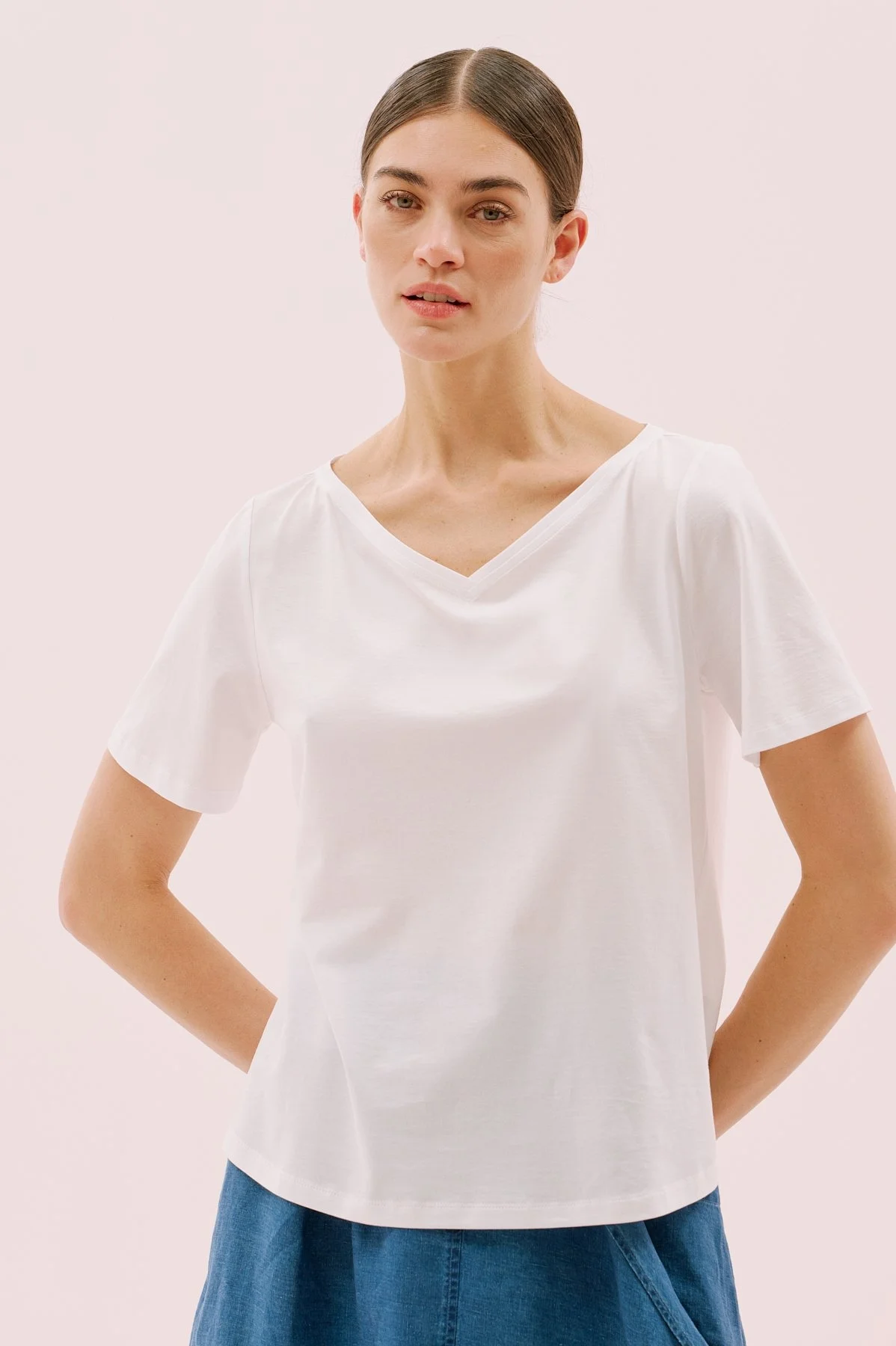 Kayık V Yaka Kısa Kol T-Shirt Beyaz - 1