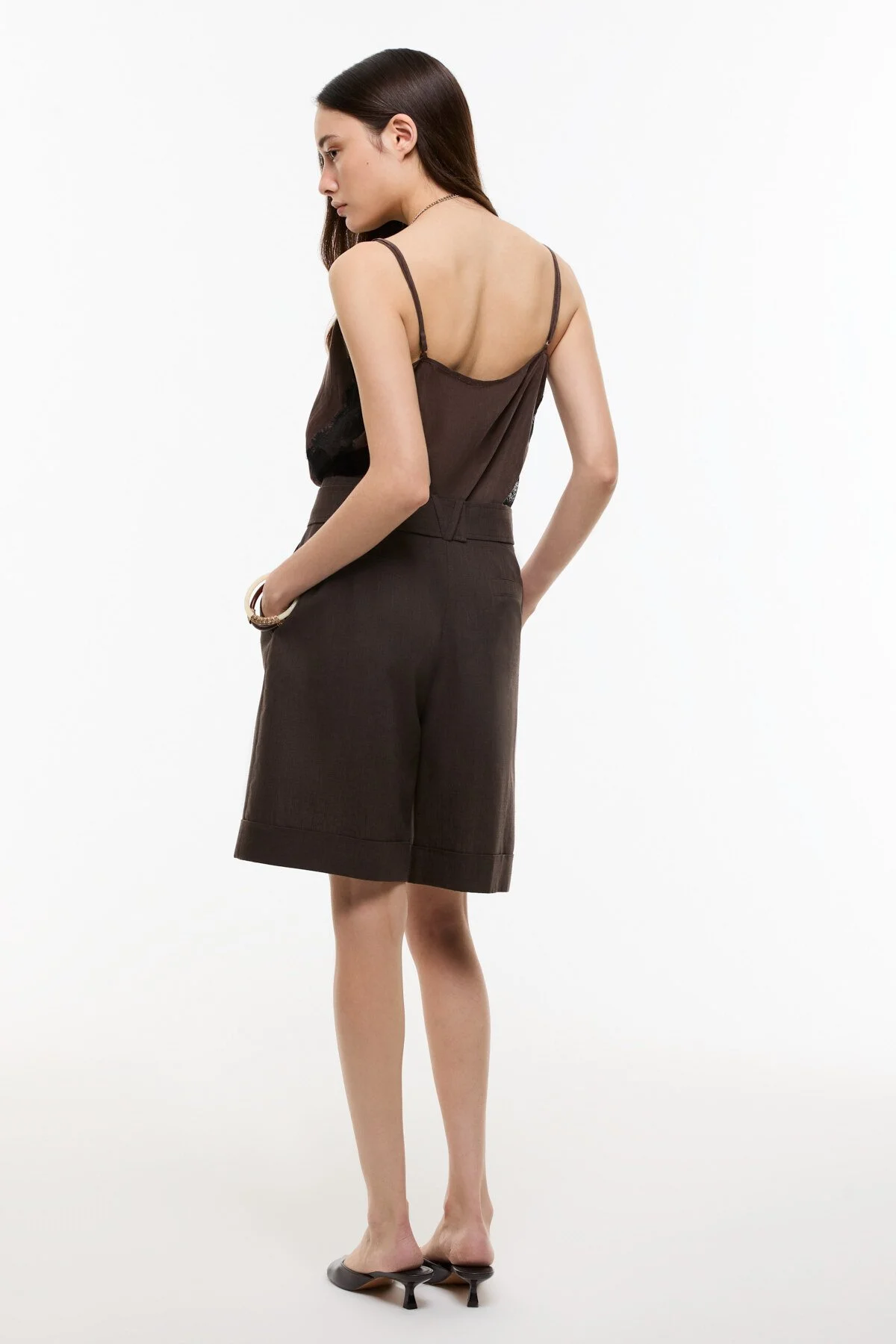 Kemer Detaylı Double Paça Şort Kahve - 2