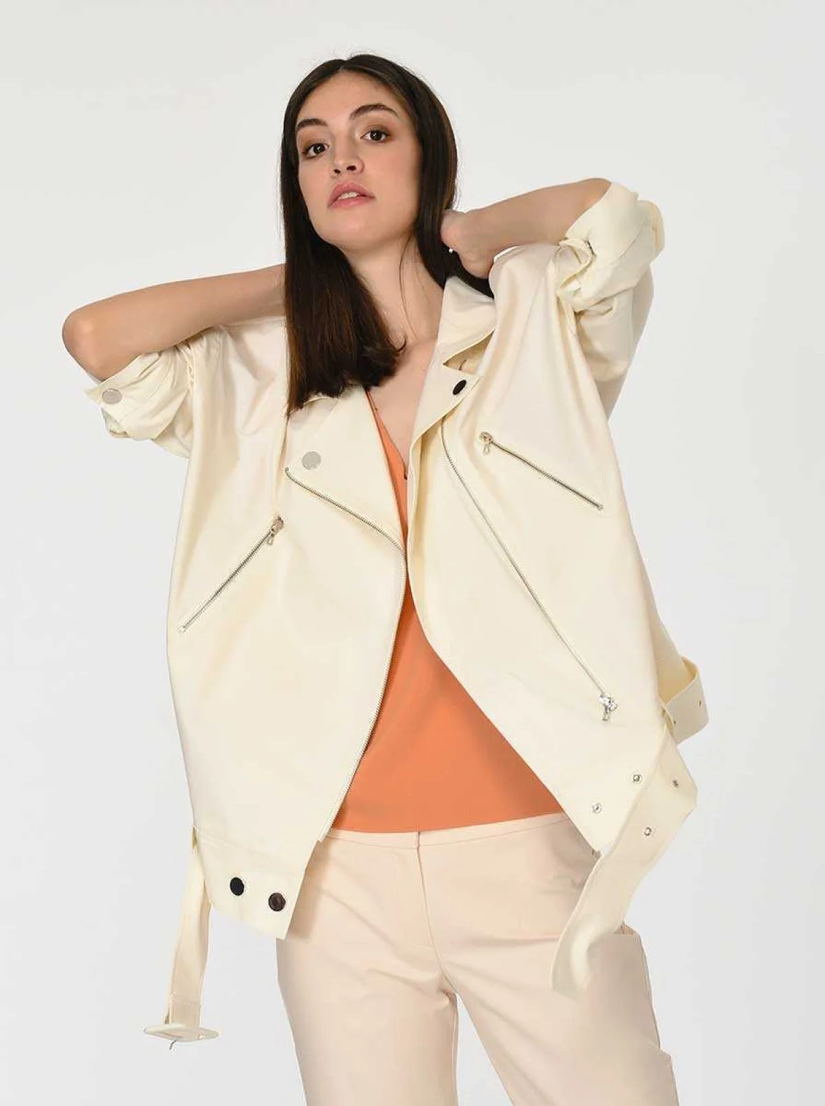 Kemer Detaylı Kadın Mont Kemik - 4